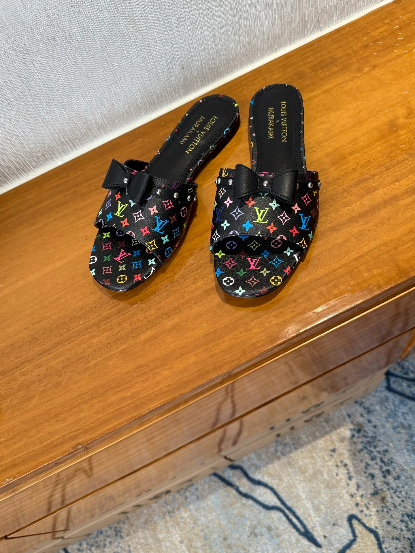 Шлепанцы Женские Louis Vuitton 23249