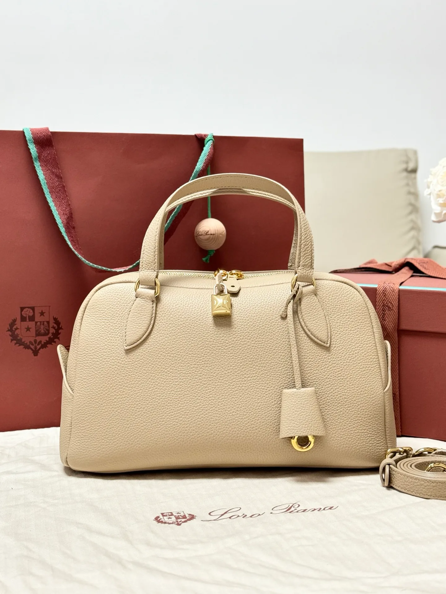 Классические Сумки Женские Loro Piana 11472679