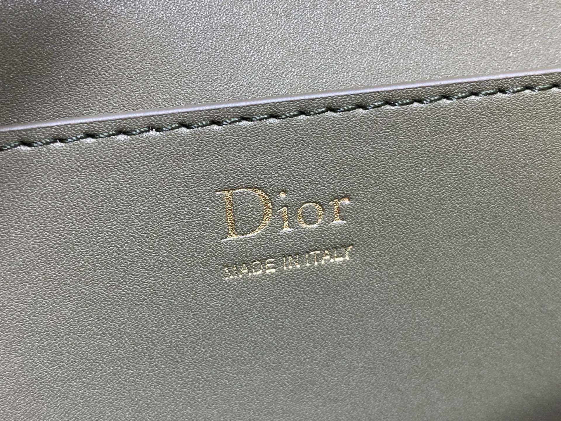 Классические Сумки Женские Christian Dior 16974219