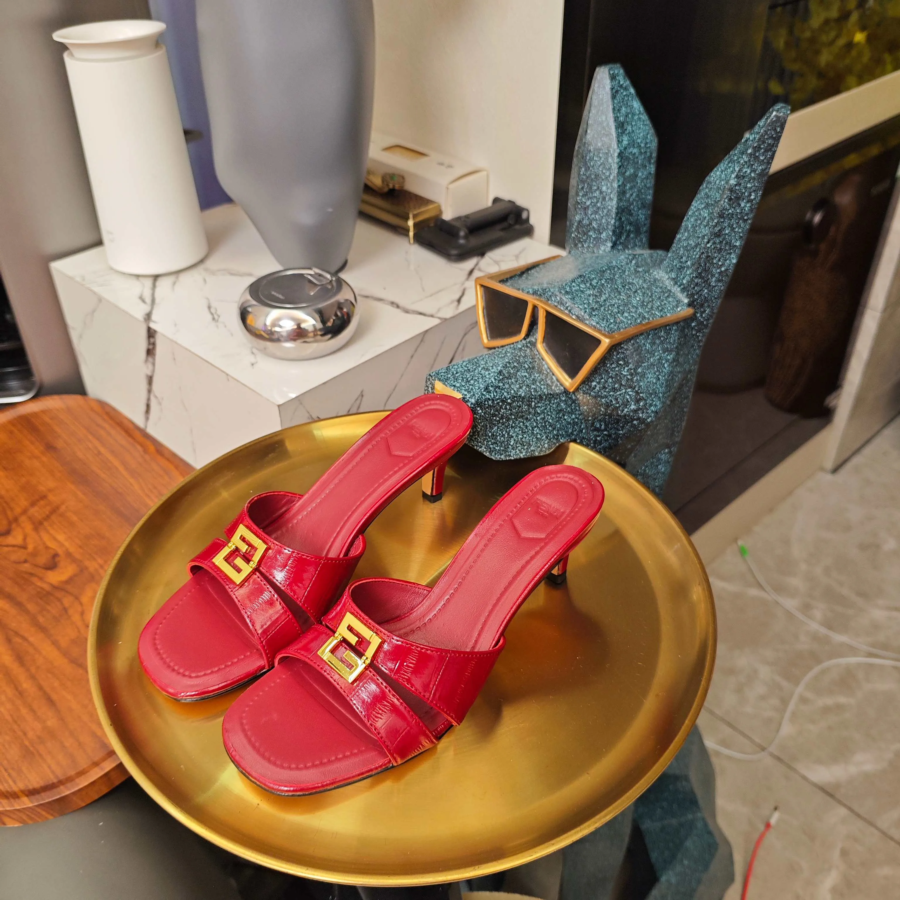 Босоножки Женские Fendi 3921535