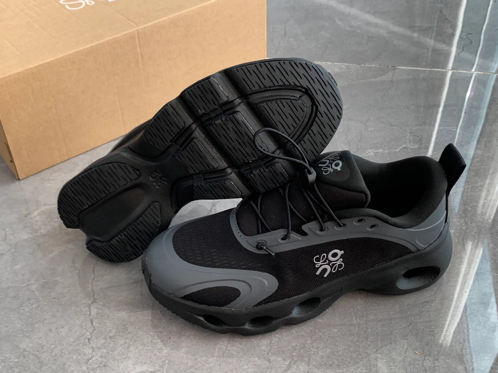 Кроссовки Женские Loewe 173525