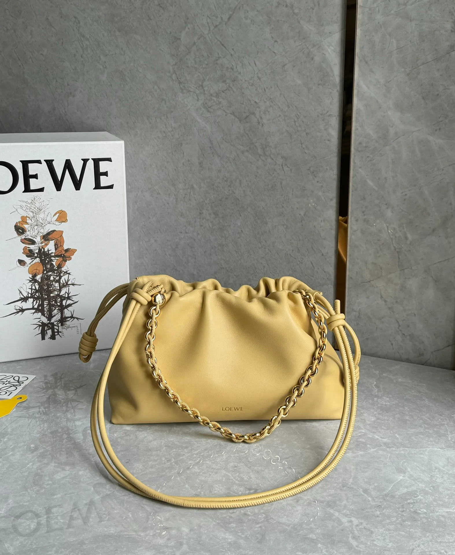 Классические Сумки Женские Loewe 18030413