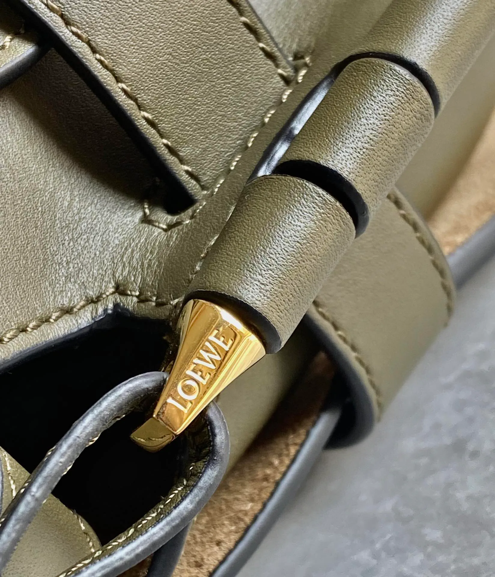 Сумки На Ремне Женские Loewe 11402884