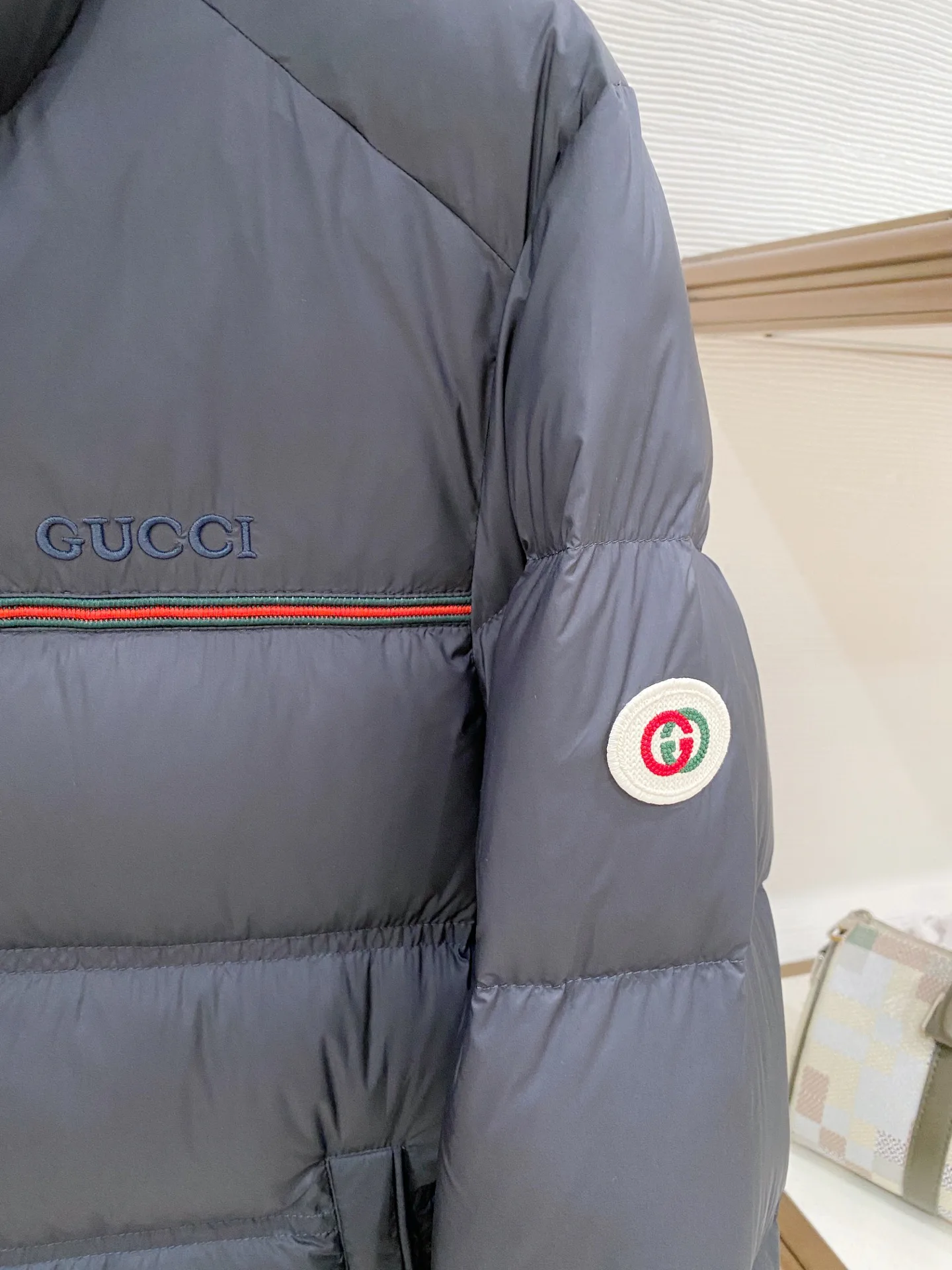 Куртки И Пуховики Женские Gucci 18007831