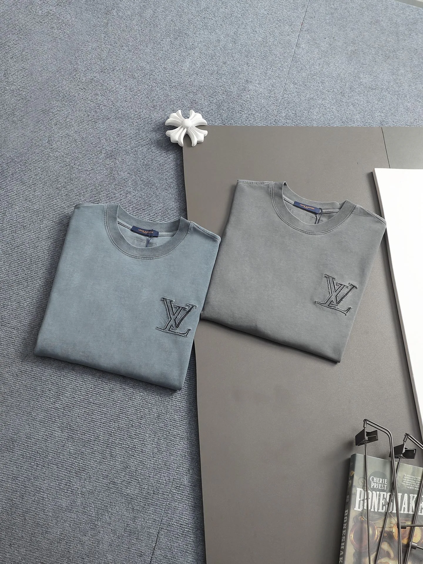 Футболки Женские Louis Vuitton 5405537