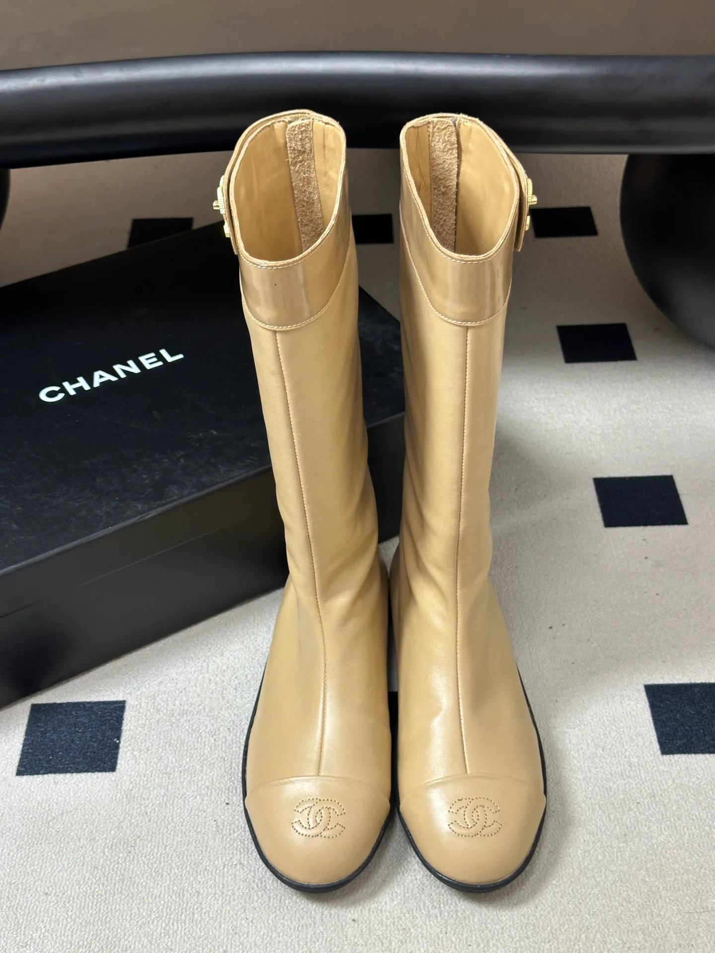 Сапоги Женские Chanel 18543436