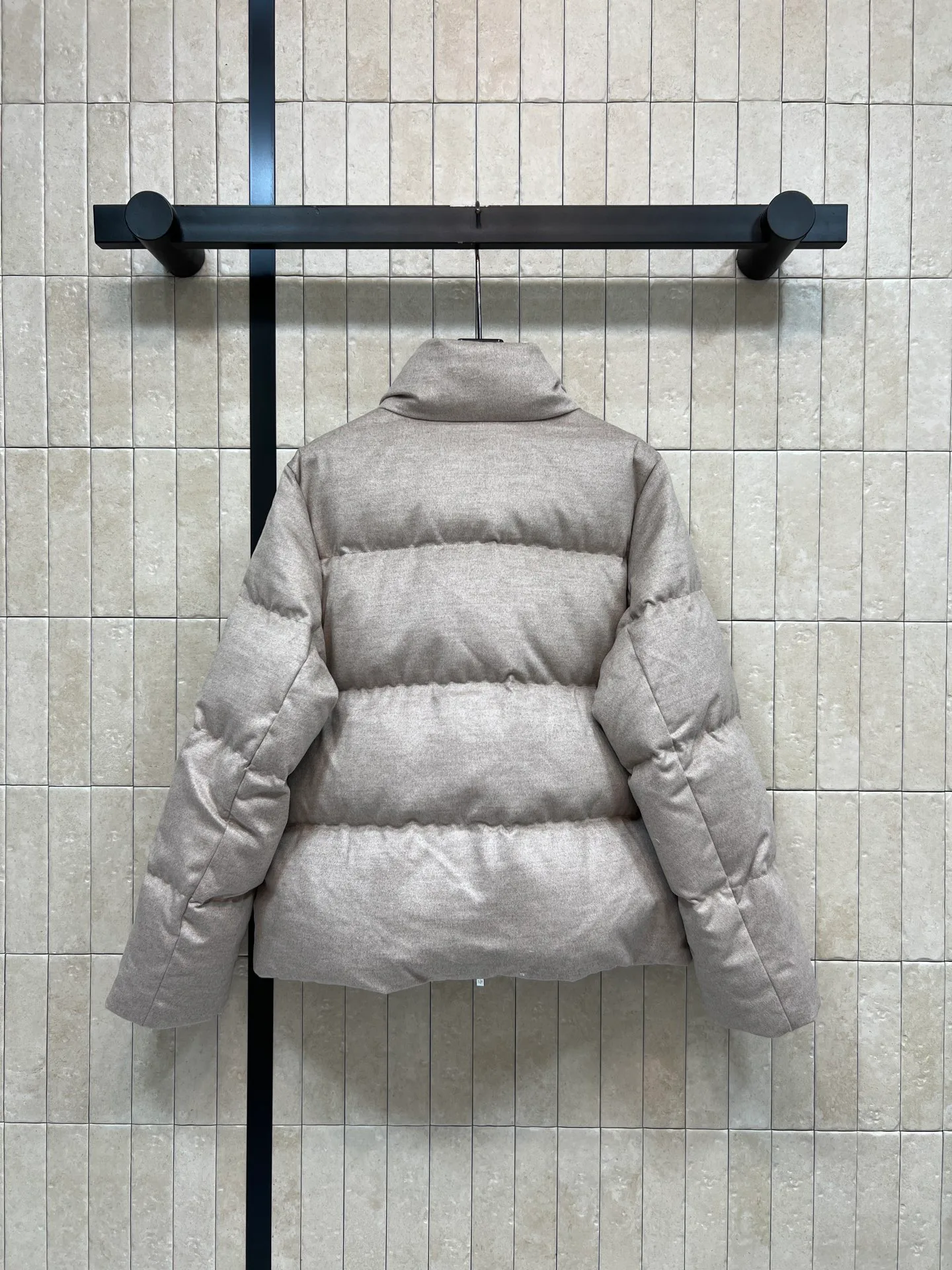 Куртки И Пуховики Женские Loro Piana 18931783