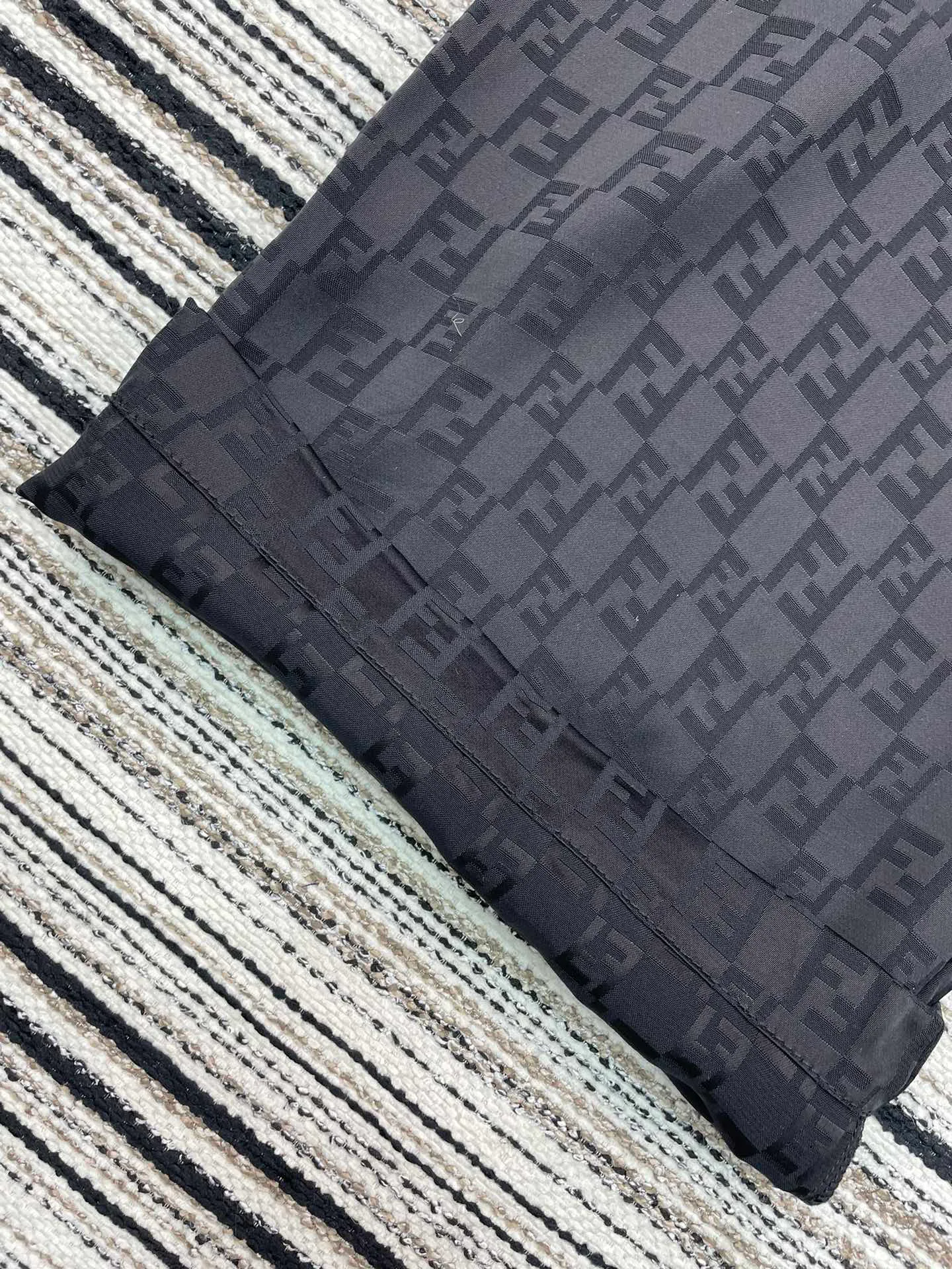 Брюки Женские Fendi 11181613