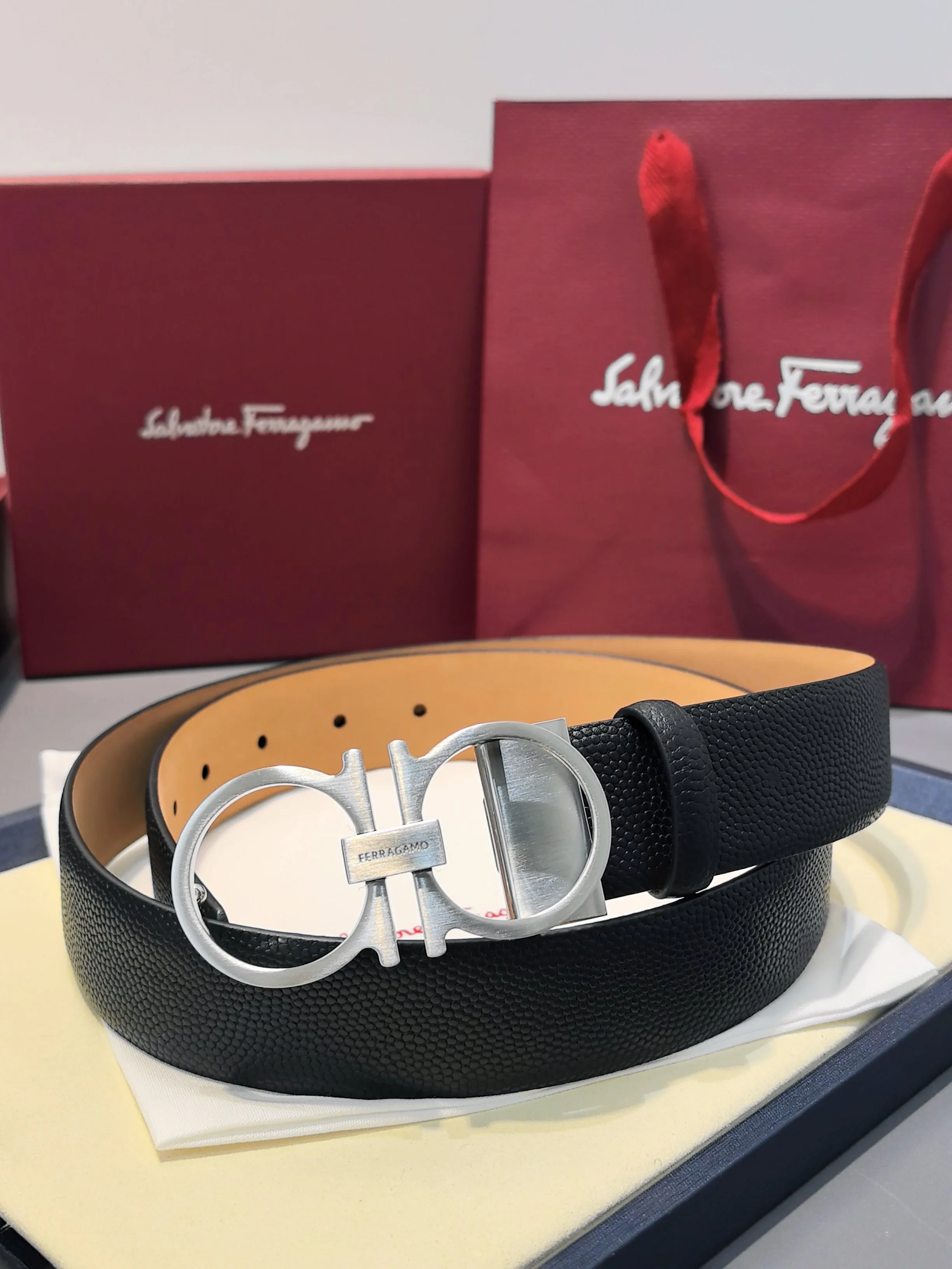 Ремни Gucci 420643