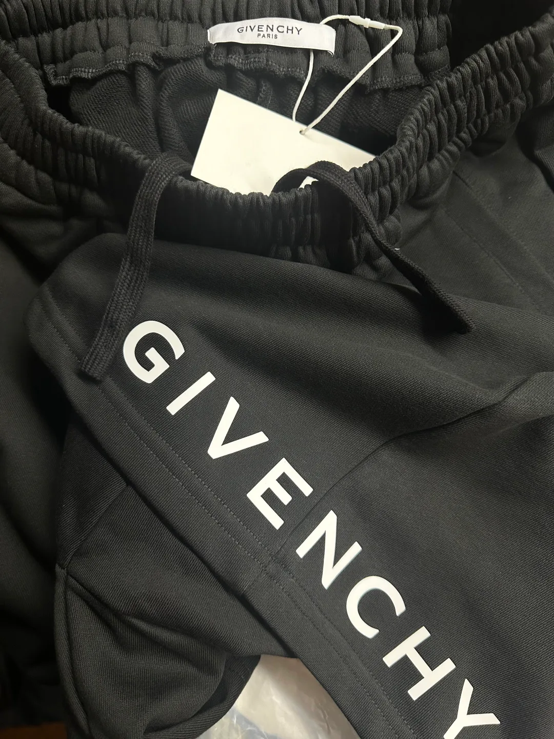 Шорты Женские Givenchy 12773392
