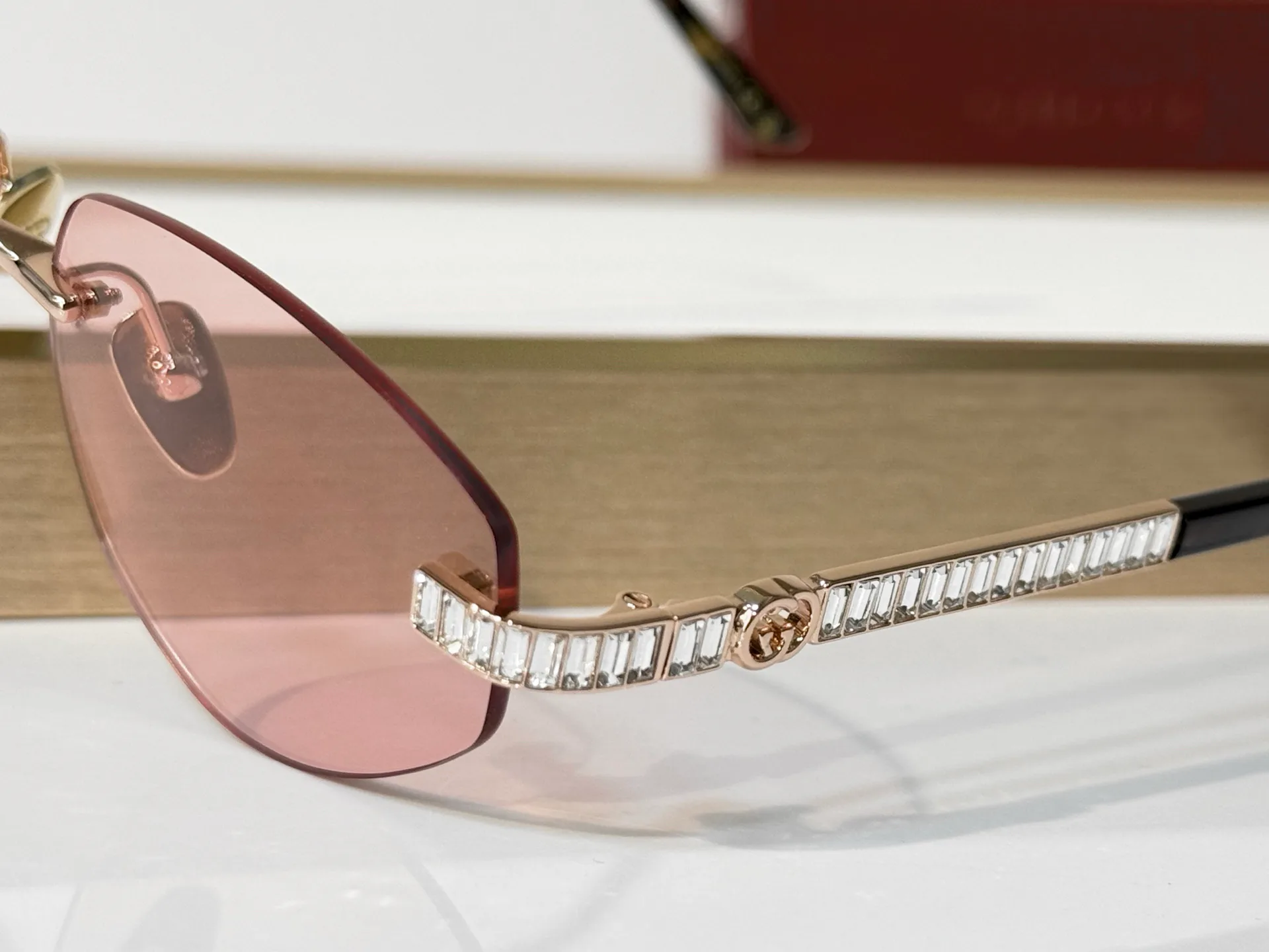 Очки Gucci 18117705