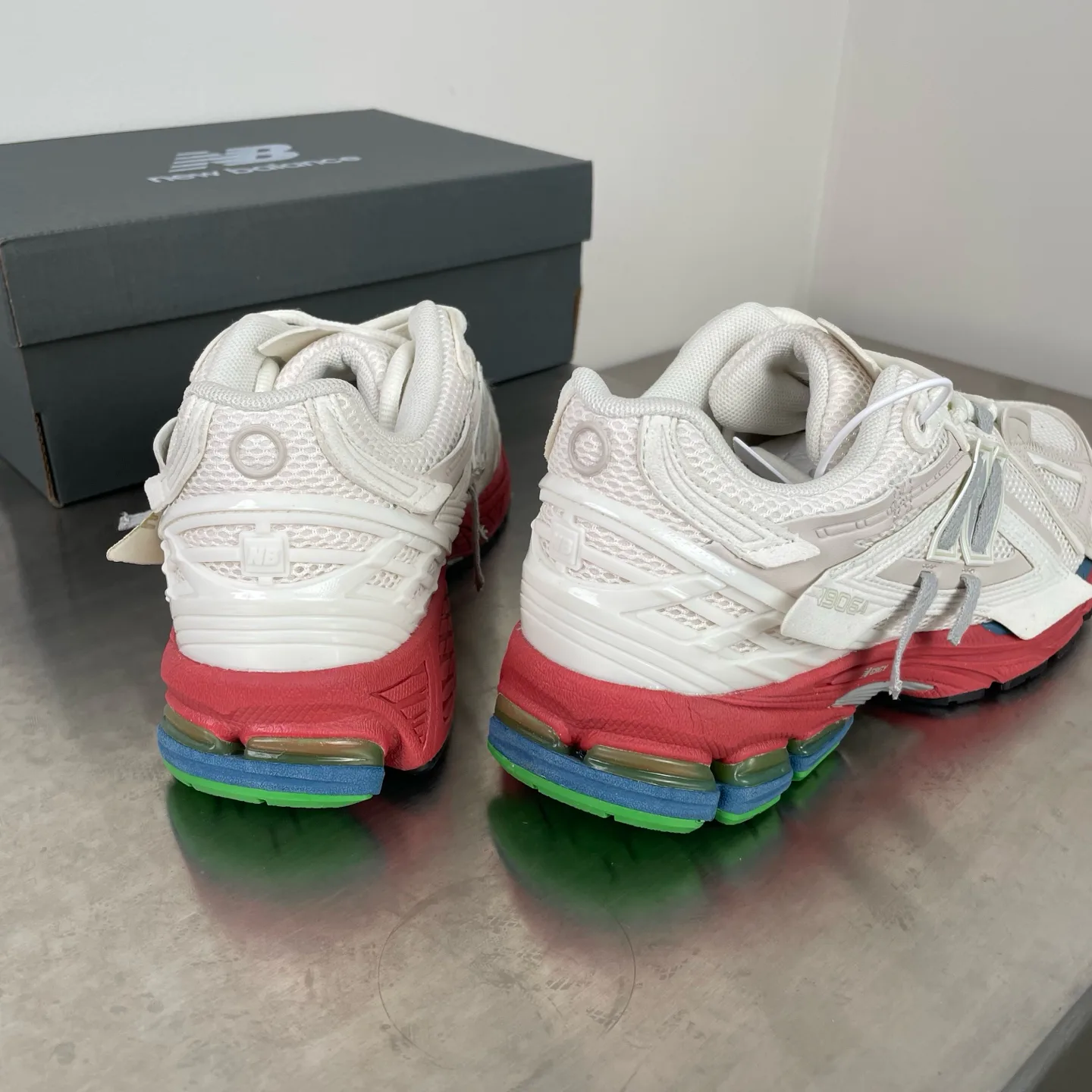 Кроссовки Женские New Balance 34105