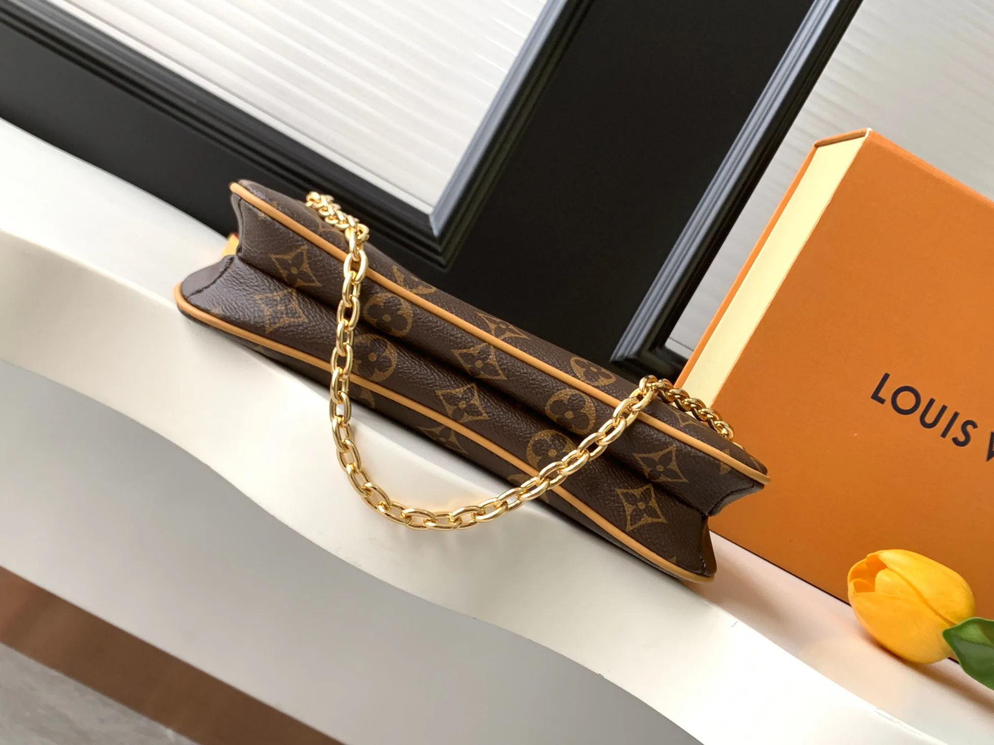Классические Сумки Женские Louis Vuitton 18153209
