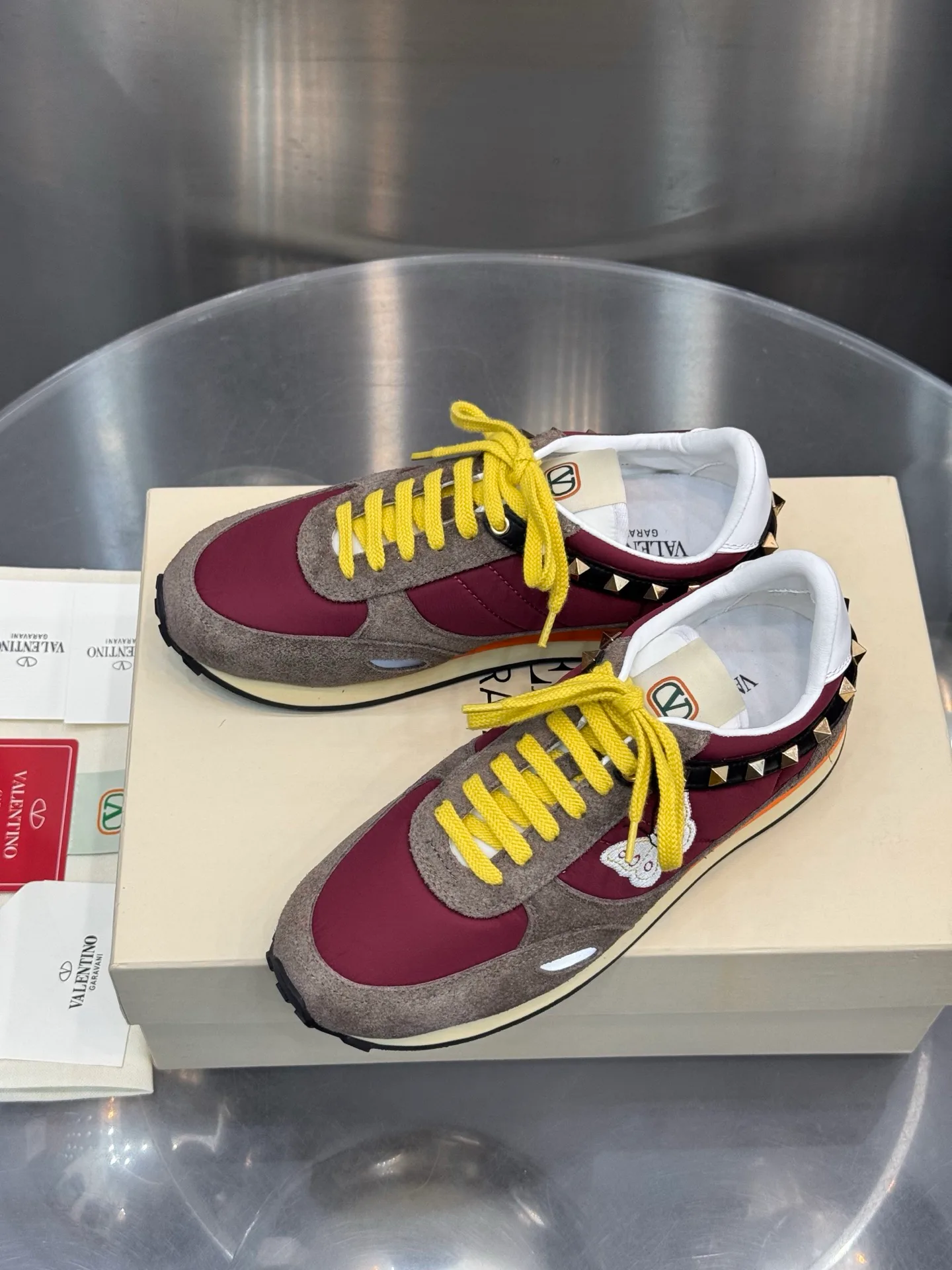 Кроссовки Женские Valentino 18202511