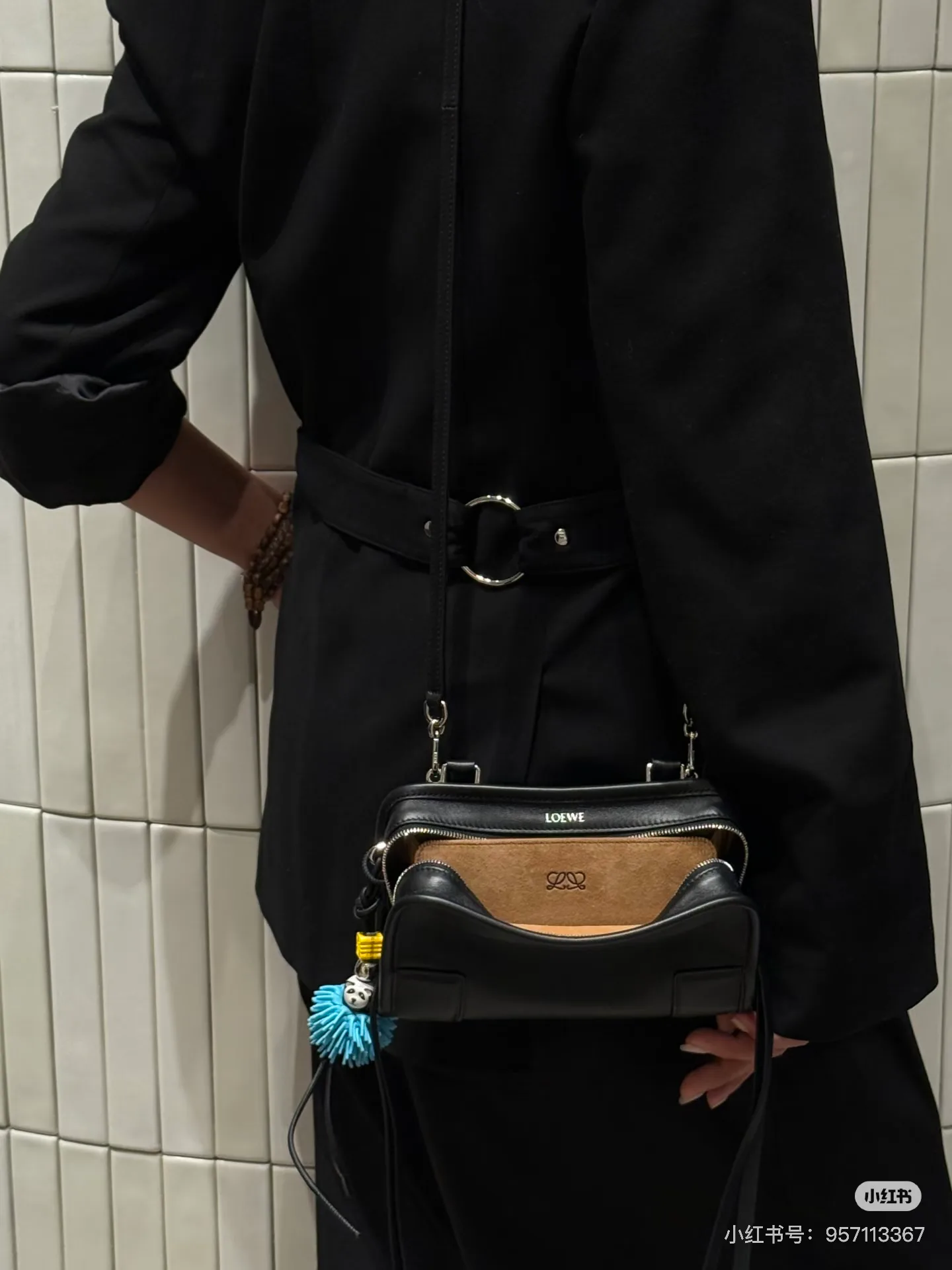 Классические Сумки Женские Loewe 11892168
