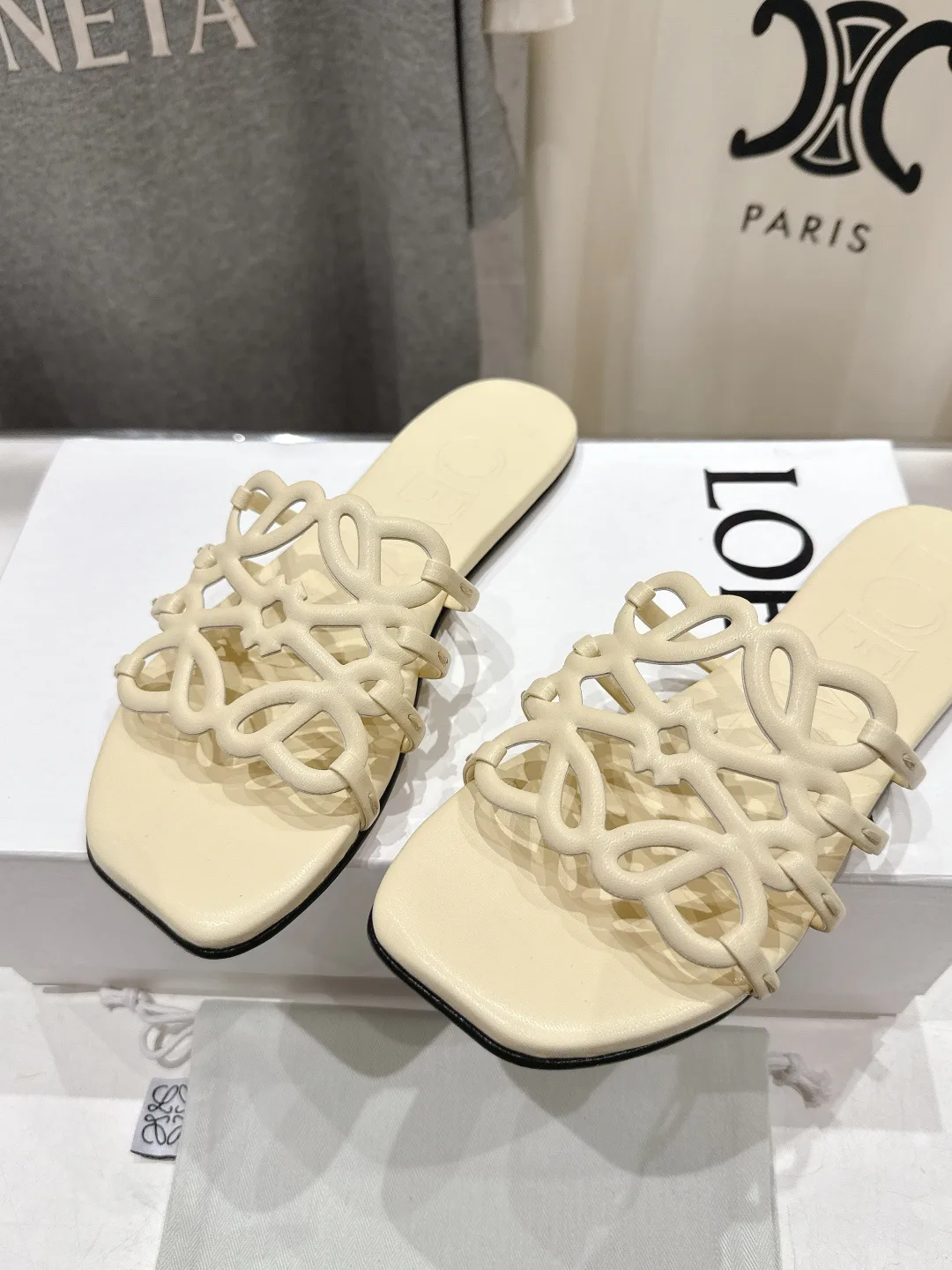 Шлепанцы Женские Loewe 10895761