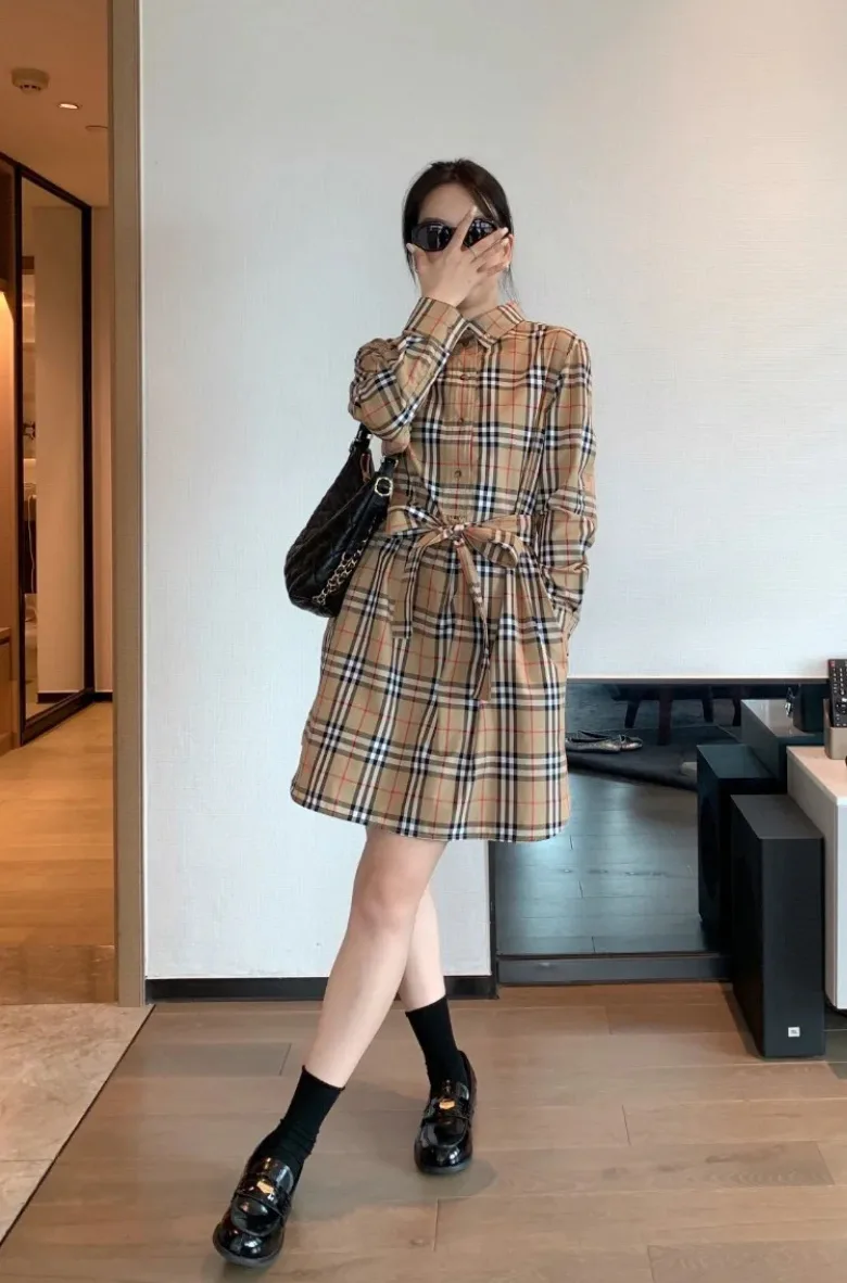 Платья Женские Burberry 10404990