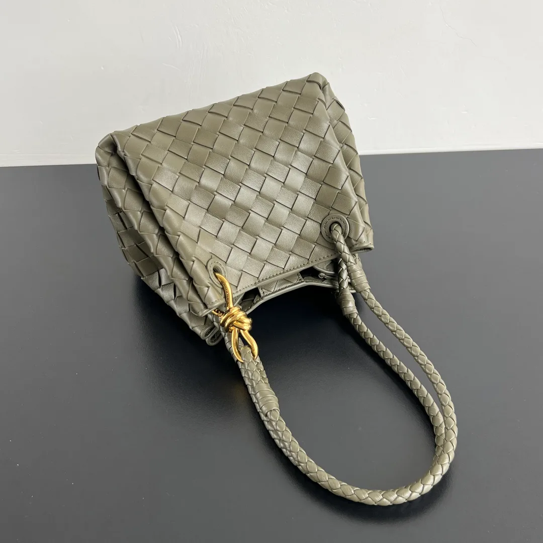 Сумки На Ремне Женские Bottega Veneta 11425391