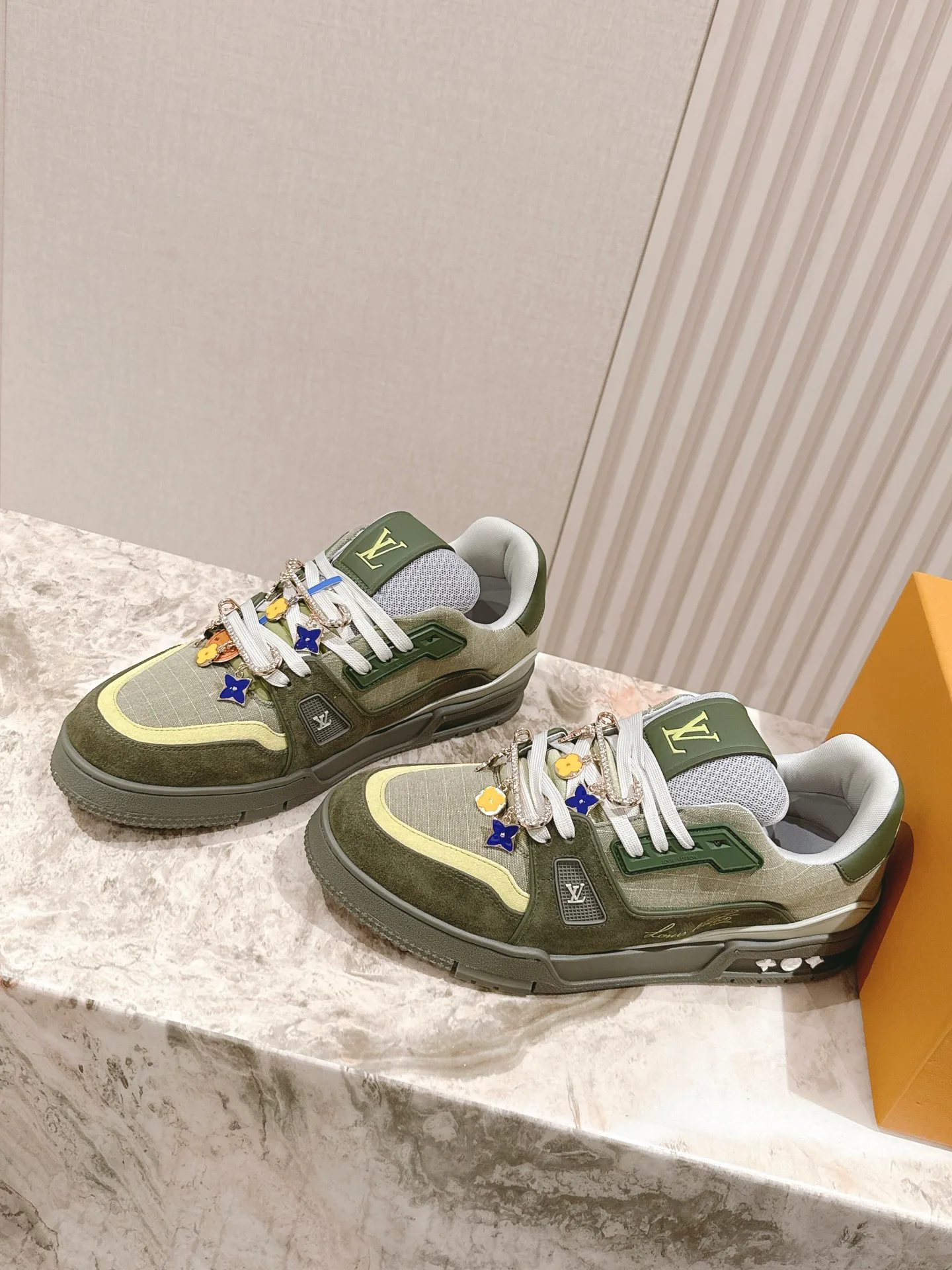 Кроссовки Женские Louis Vuitton 388473