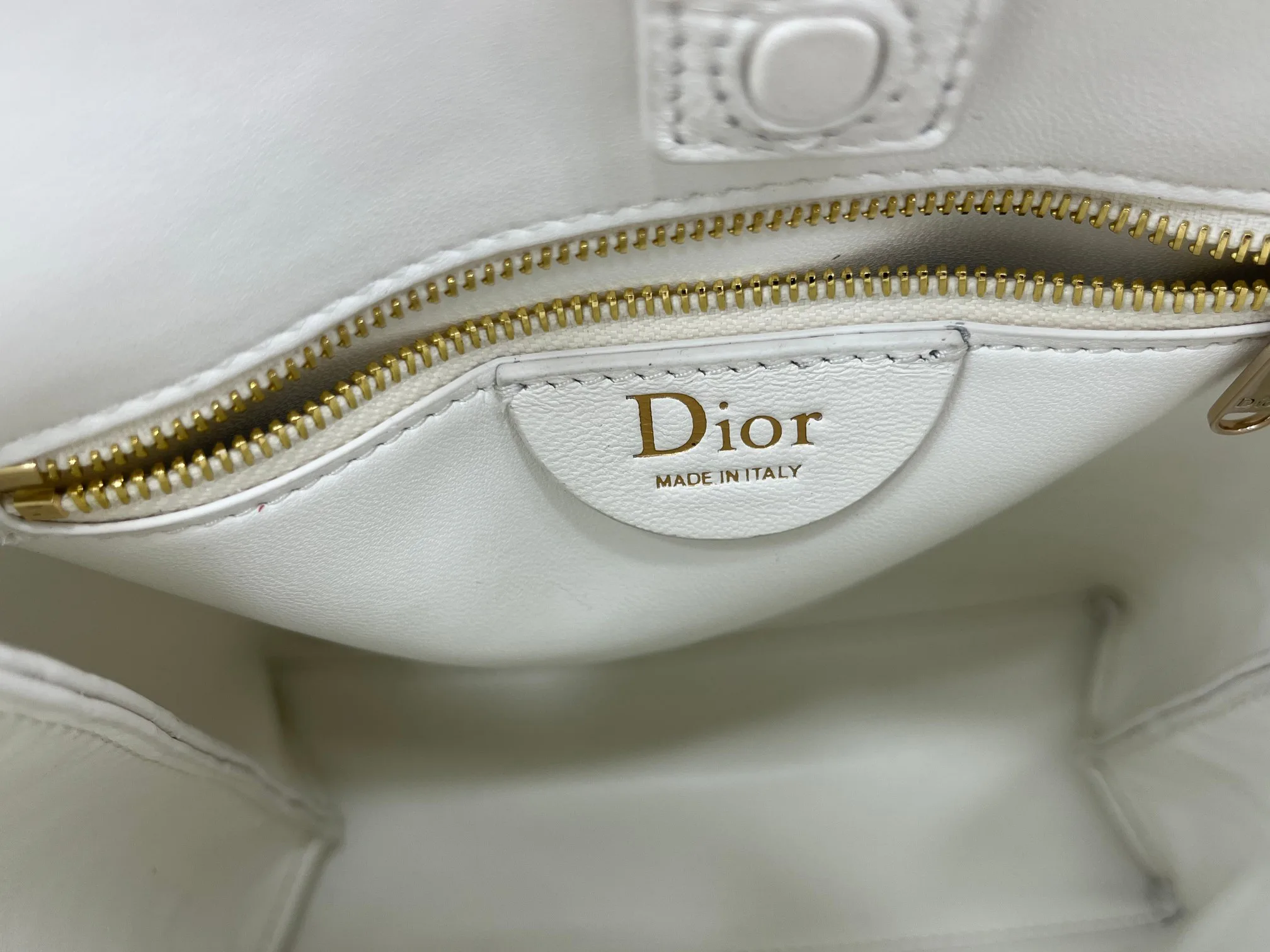 Классические Сумки Женские Christian Dior 13349527