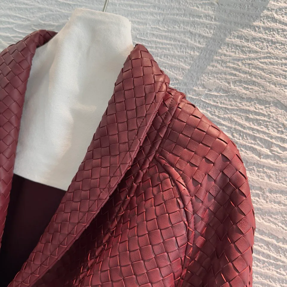 Кожаные Куртки И Дублёнки Женские Bottega Veneta 17417182