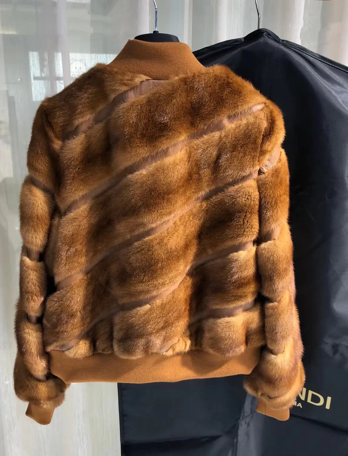 Шубы Женские Fendi 1065903