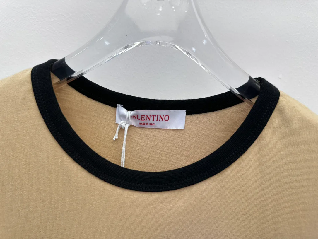 Футболки Женские Valentino 33413