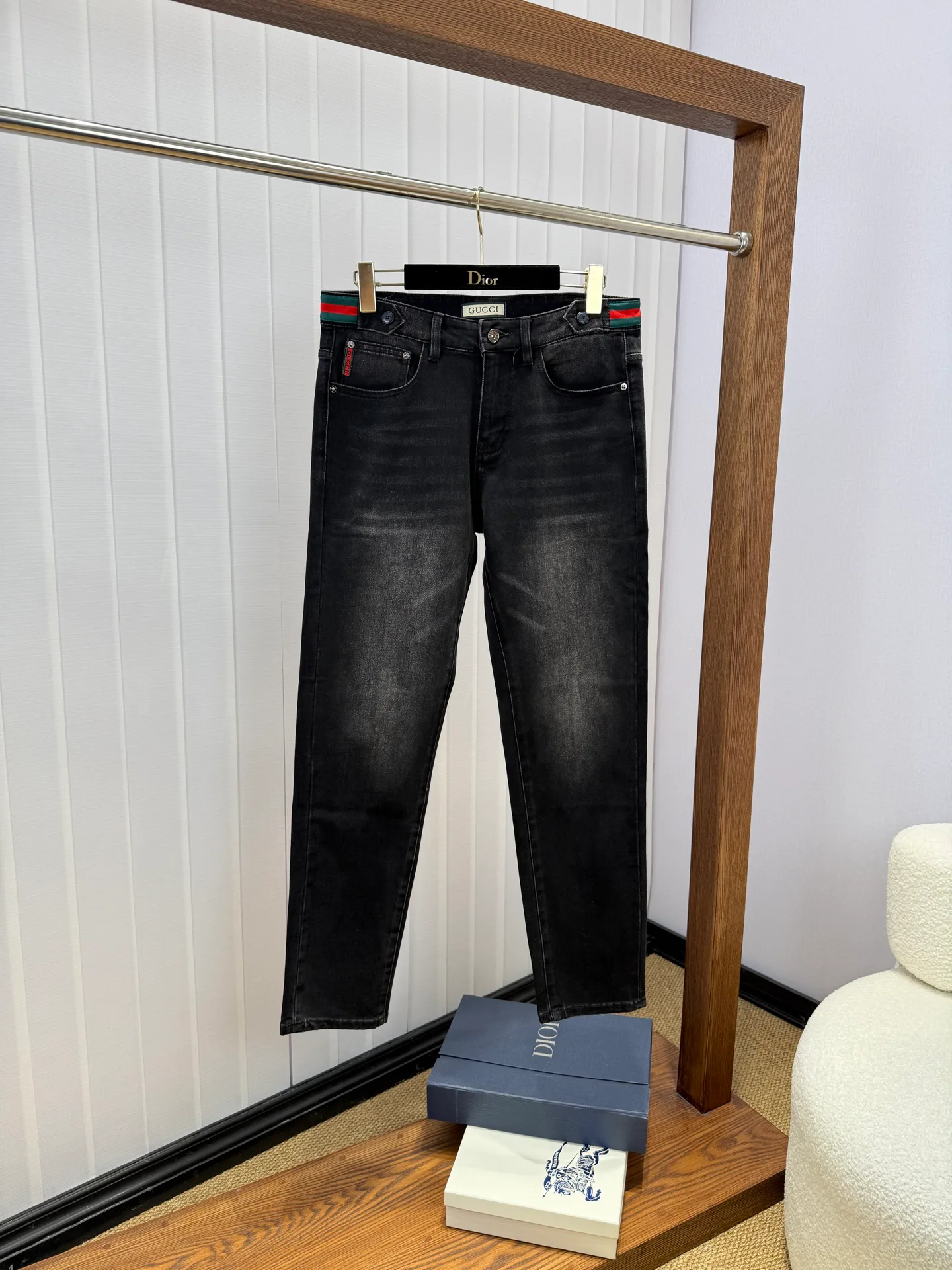 Джинсы Мужские Gucci 18029761