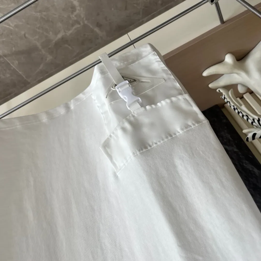 Футболки Женские Prada 448559