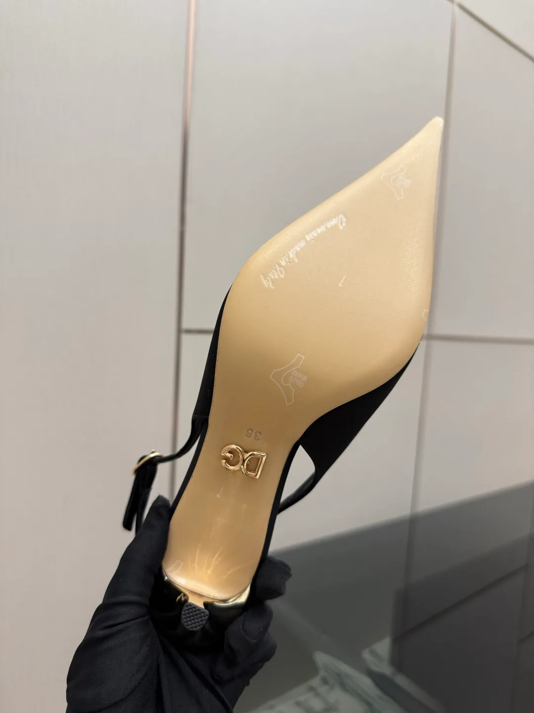 Босоножки Женские Dolce & Gabbana 18335990