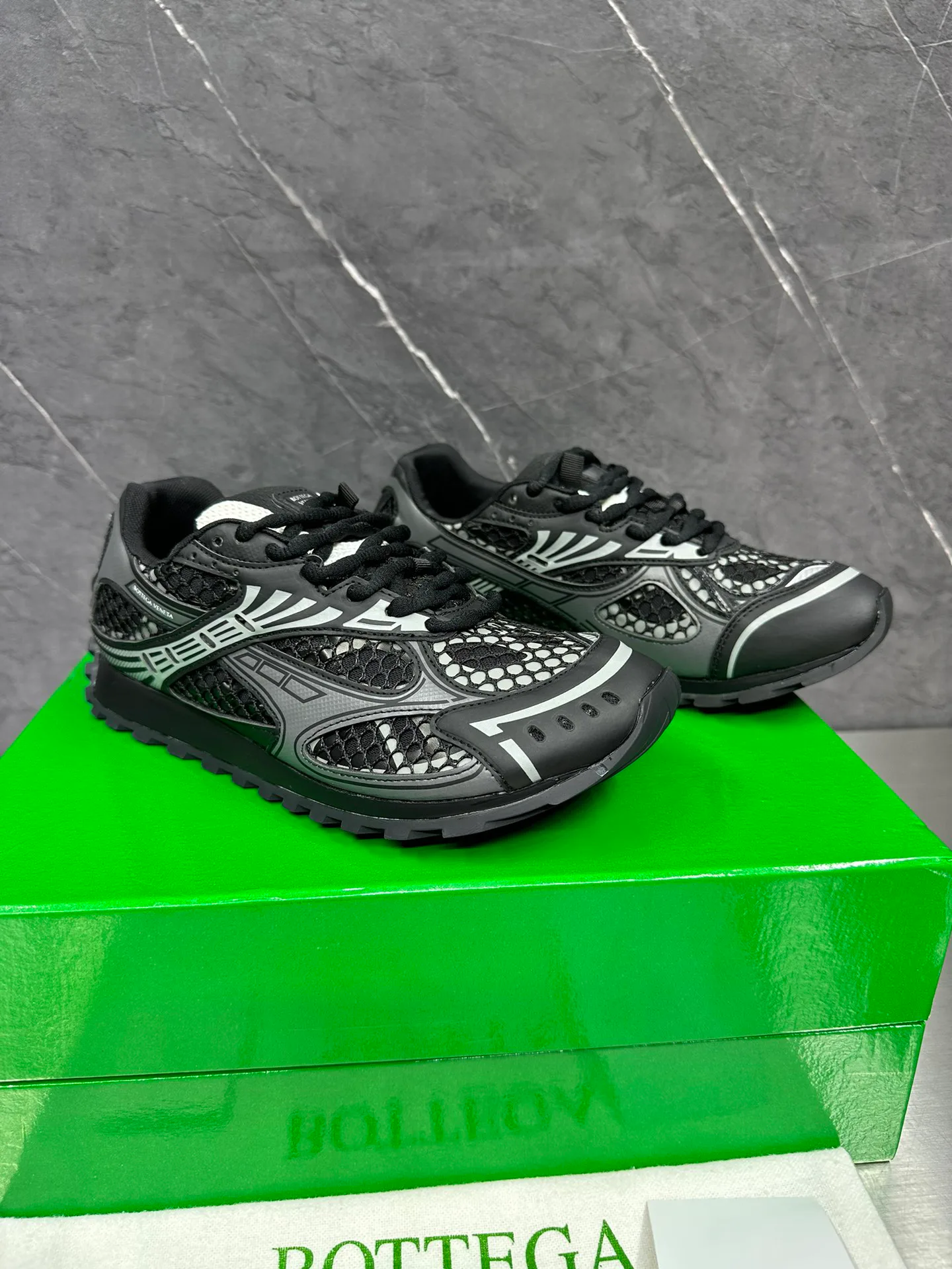 Кроссовки Женские Bottega Veneta 1885571