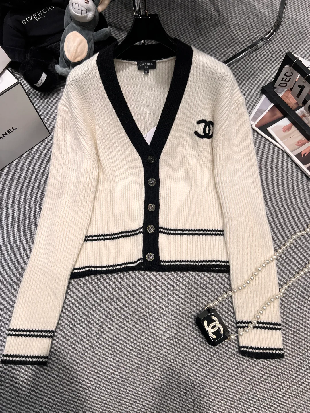 Джемперы Женские Chanel 109754