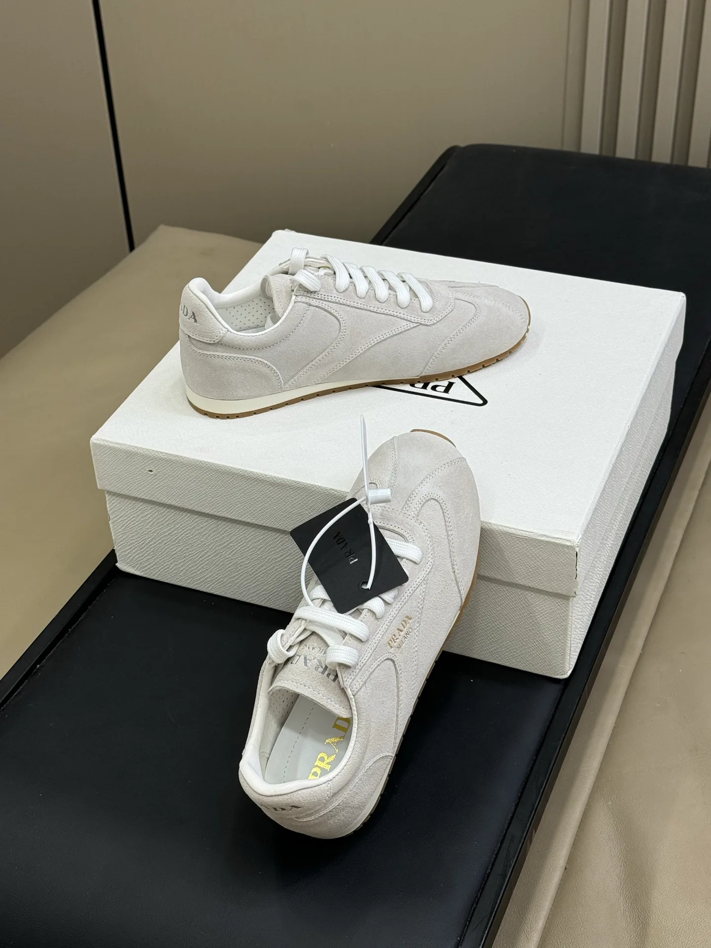 Кроссовки Женские Prada 60724