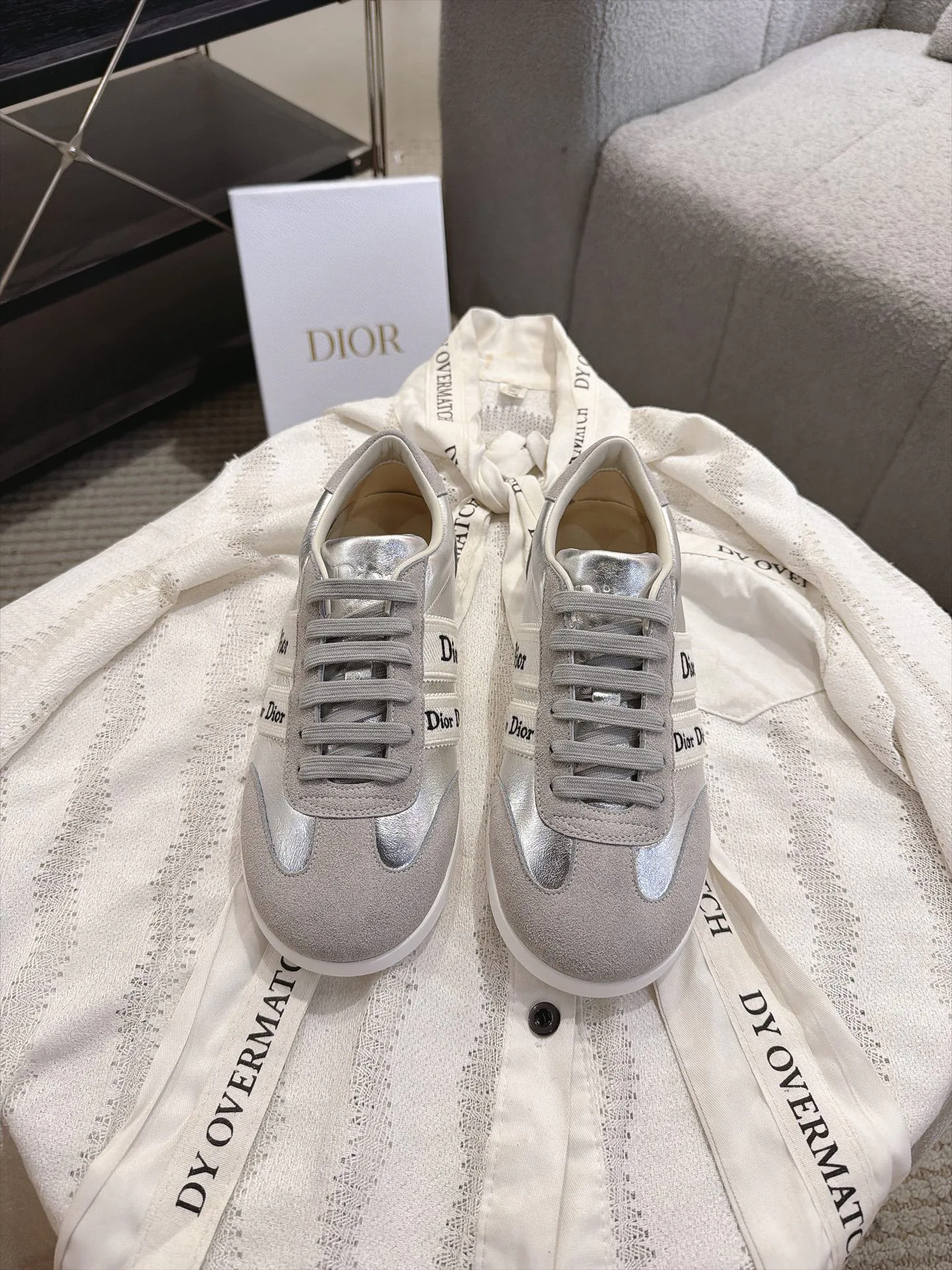 Кроссовки Женские Christian Dior 18041810