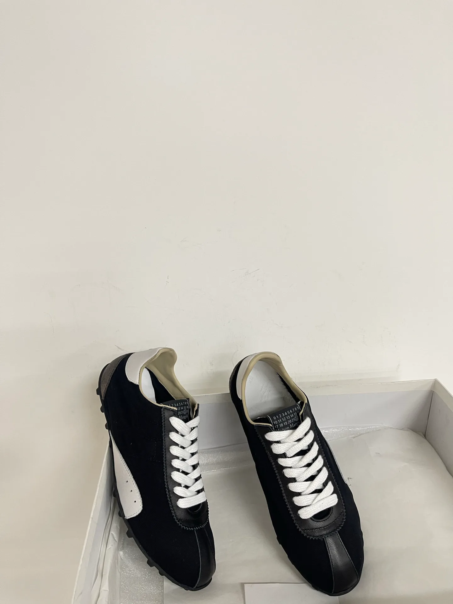 Кроссовки Женские Maison Margiela 13976