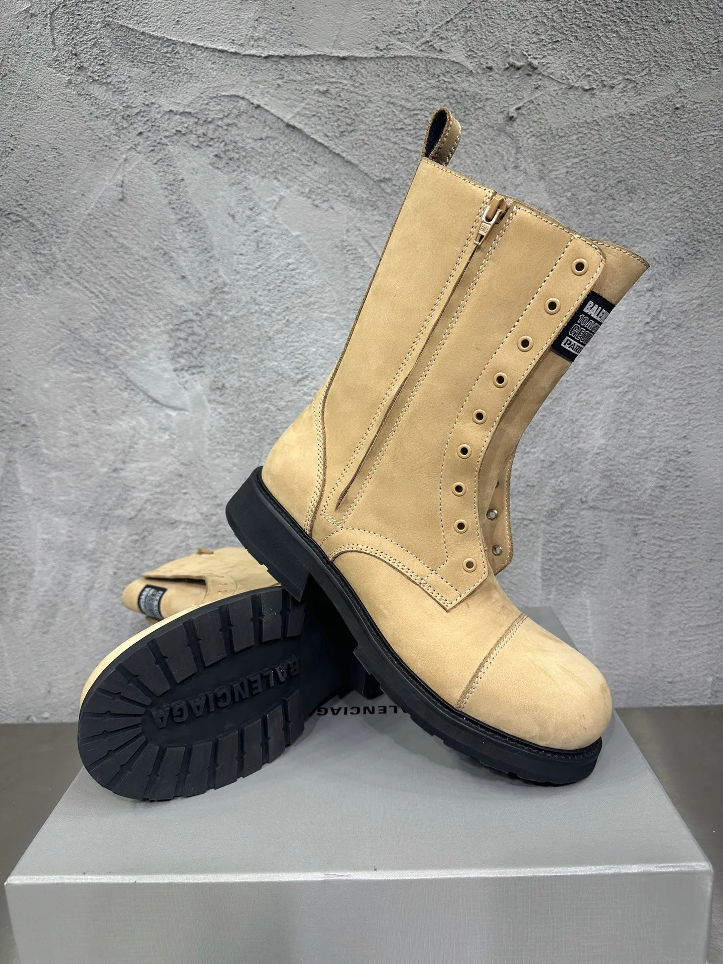 Ботинки Мужские Balenciaga 19688161