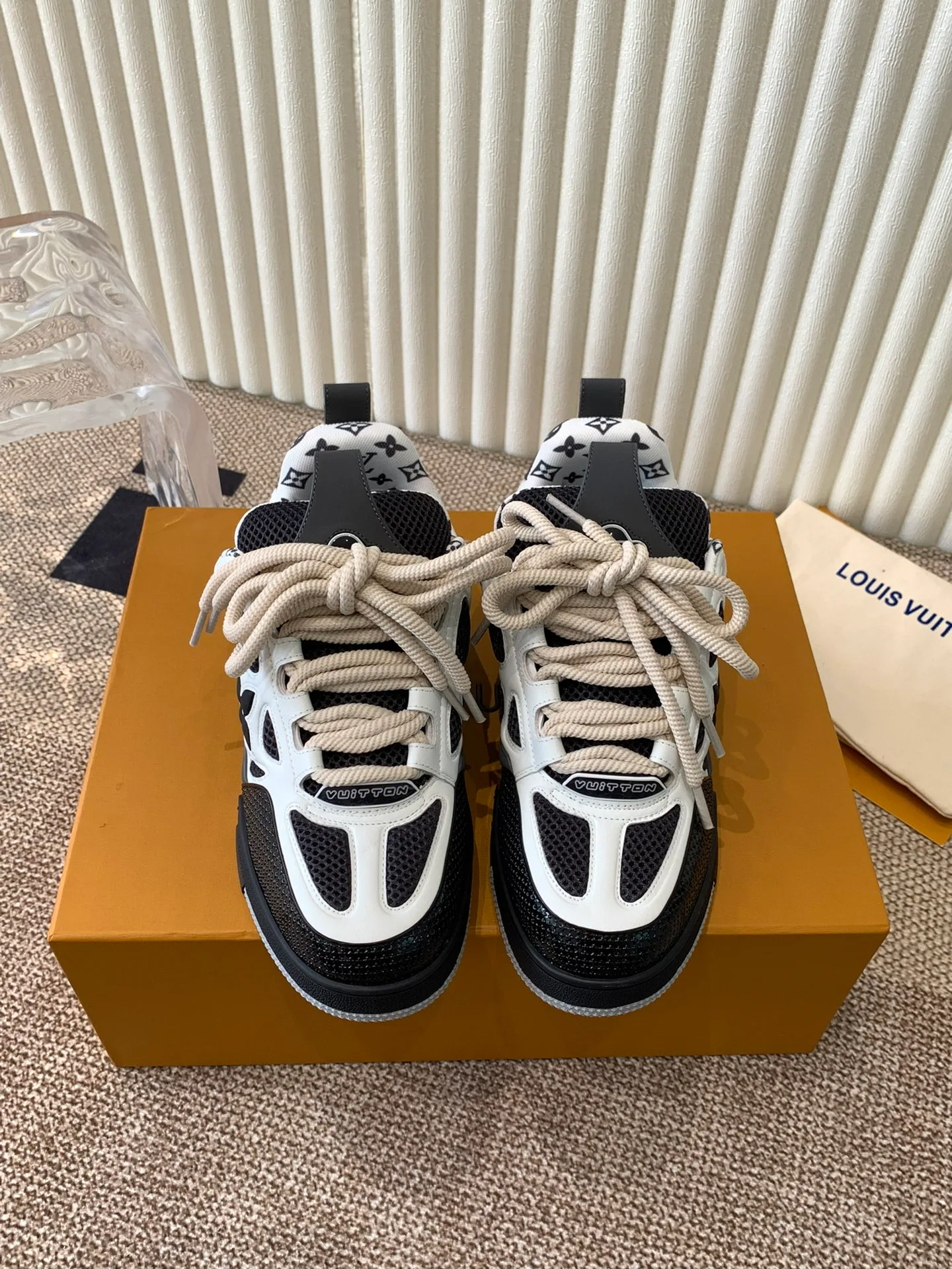 Кроссовки Женские Louis Vuitton 5369741