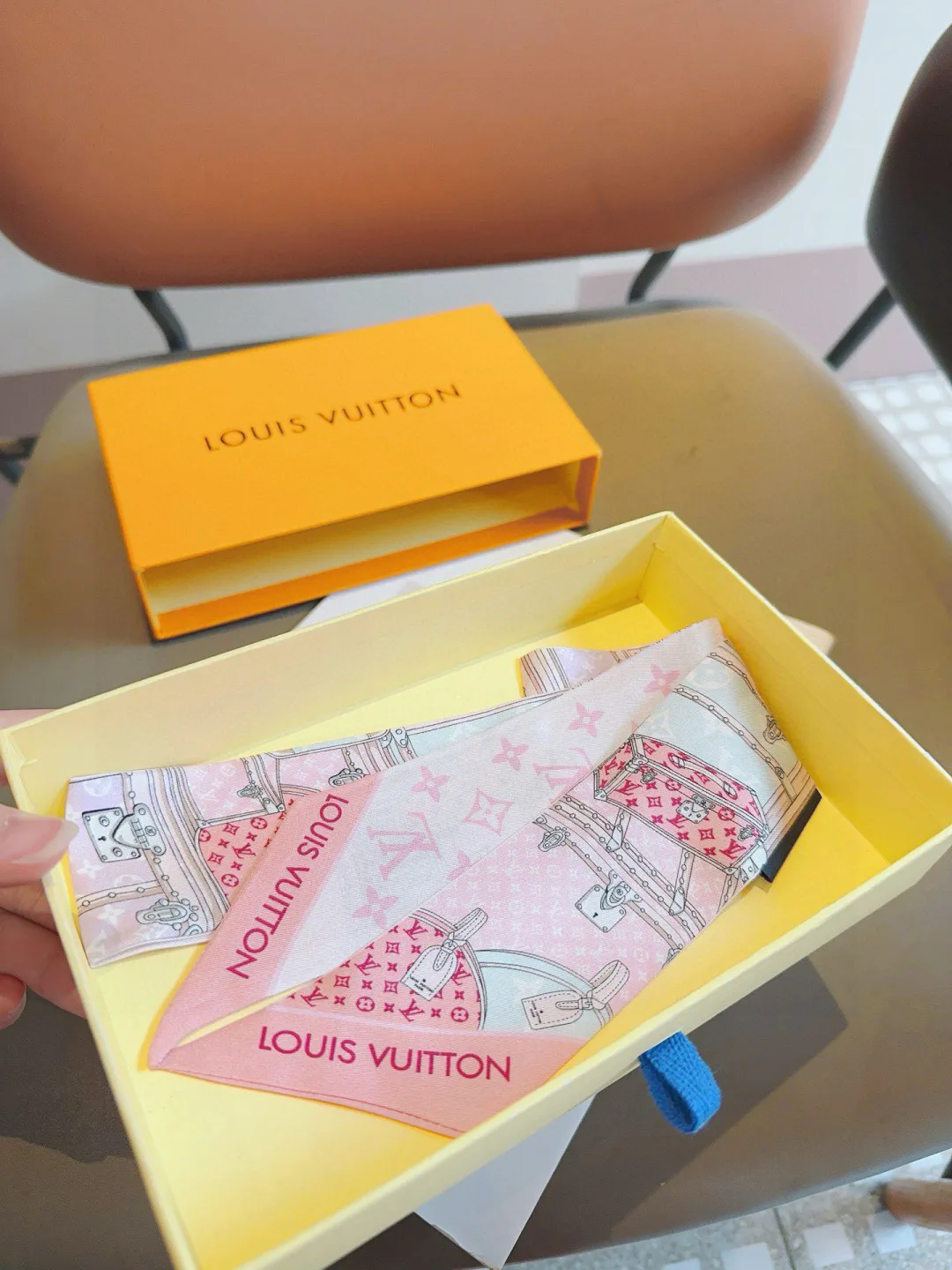 Платки Louis Vuitton 17543232