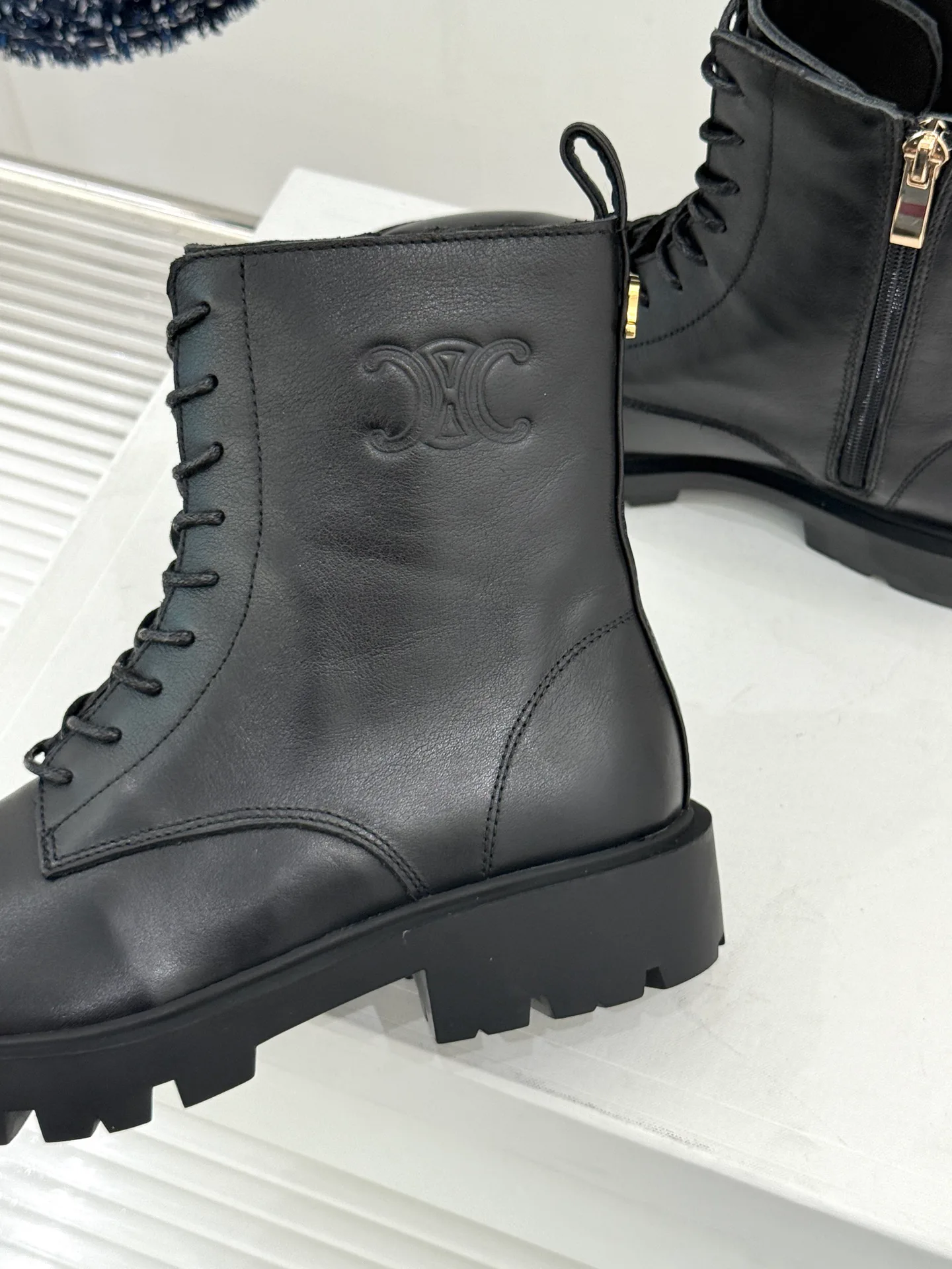 Ботинки Женские Celine 18233569
