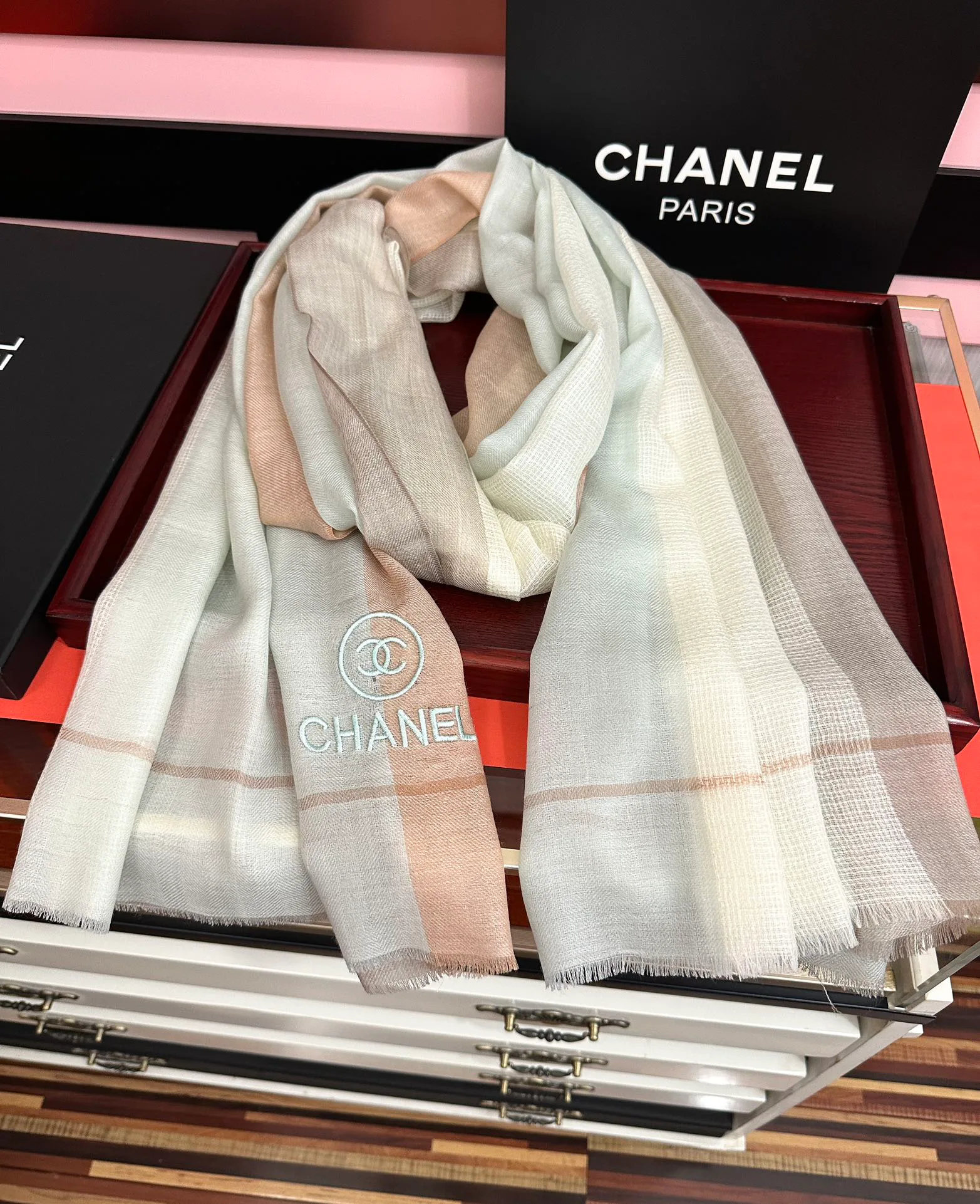 Шарфы Chanel 4516113