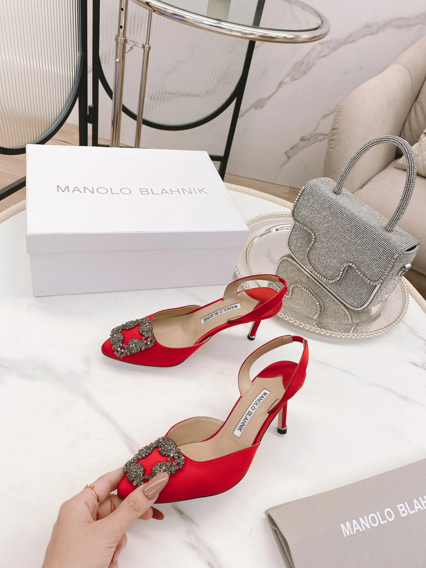 Туфли Женские Manolo Blahnik 18482414