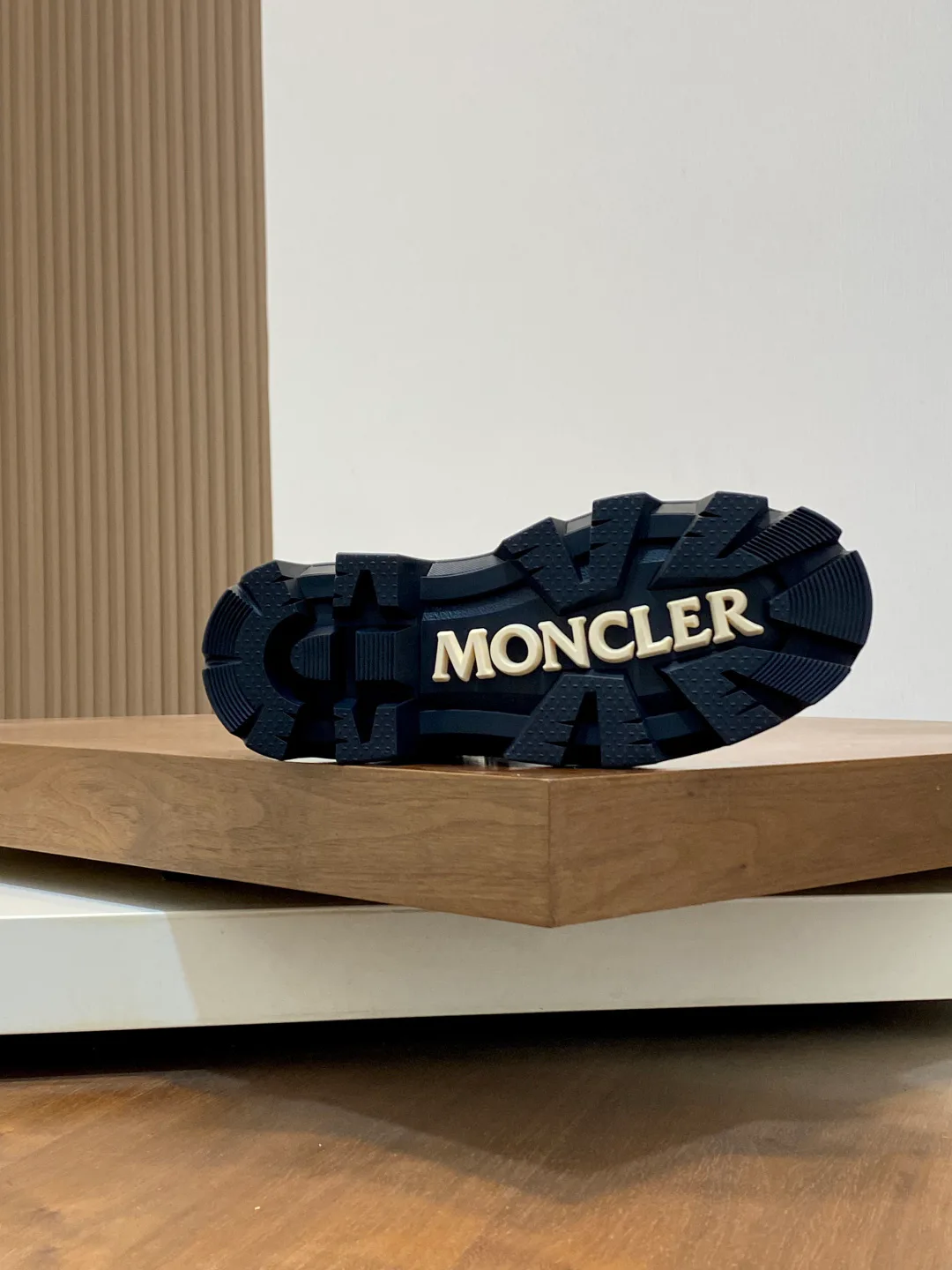 Ботинки Мужские Moncler 19710898
