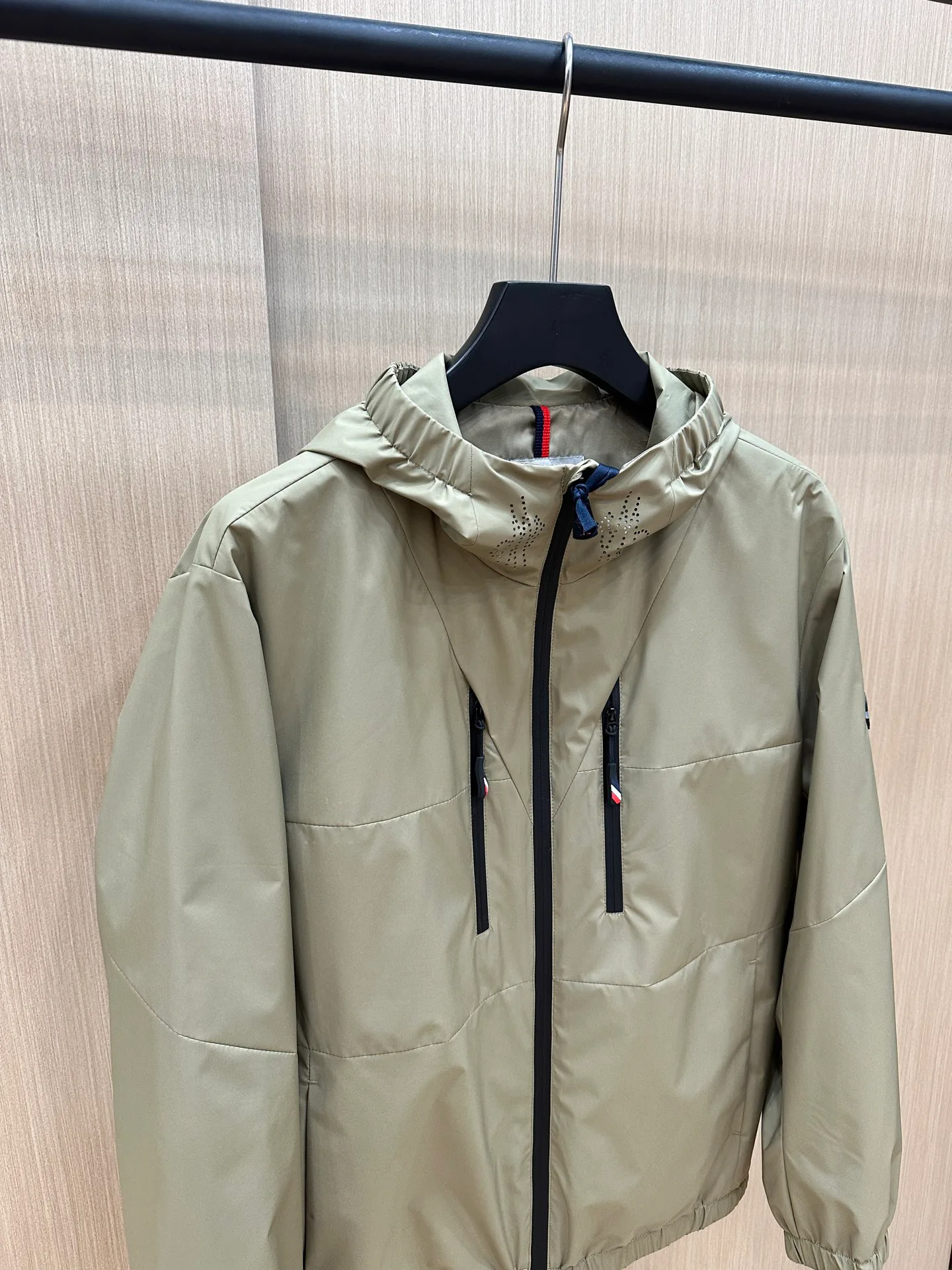 Куртки И Пуховики Мужские Moncler 17152