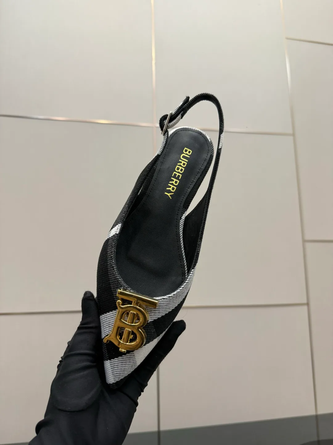 Туфли Женские Burberry 11096287