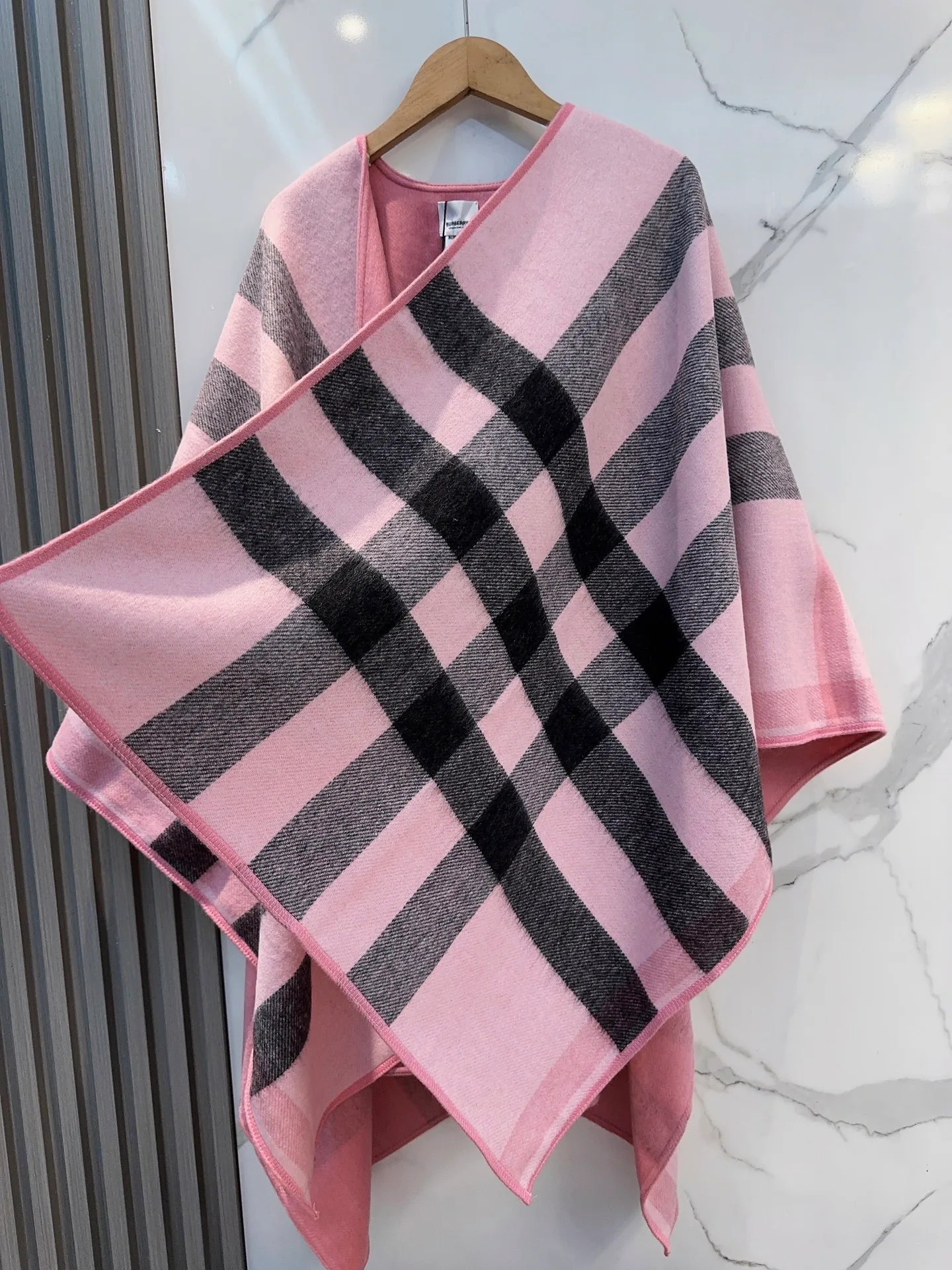 Шарфы Burberry 475673