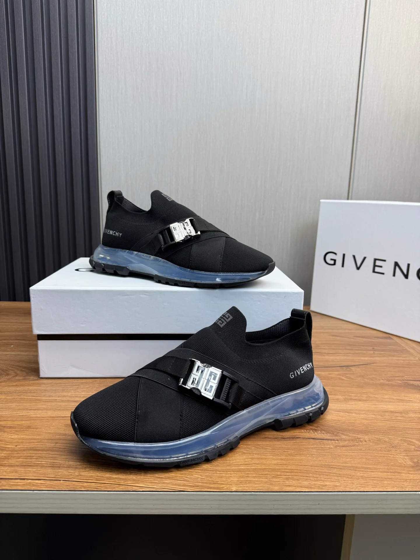 Кроссовки Мужские Givenchy 27526