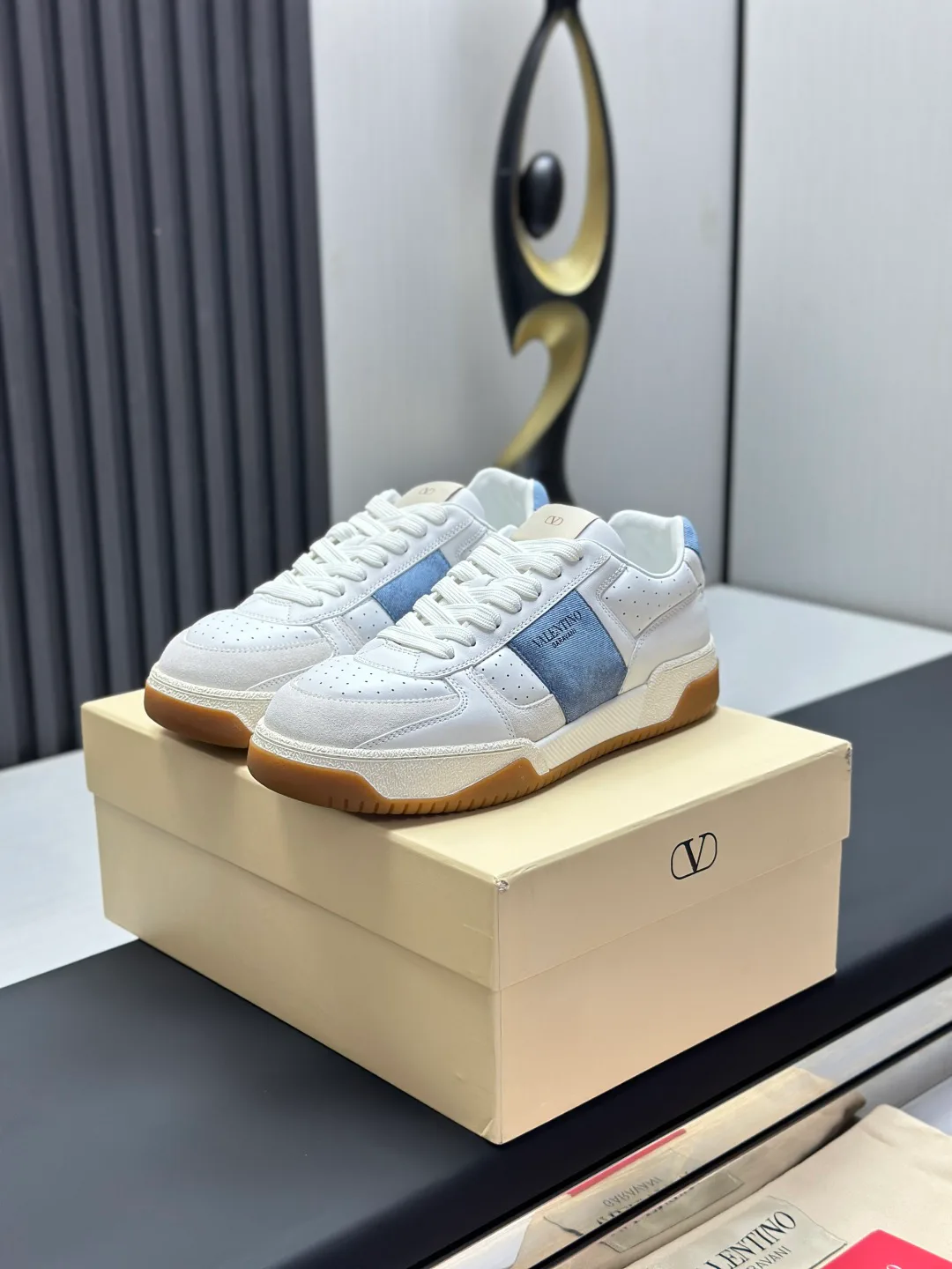 Кроссовки Женские Valentino 11707486