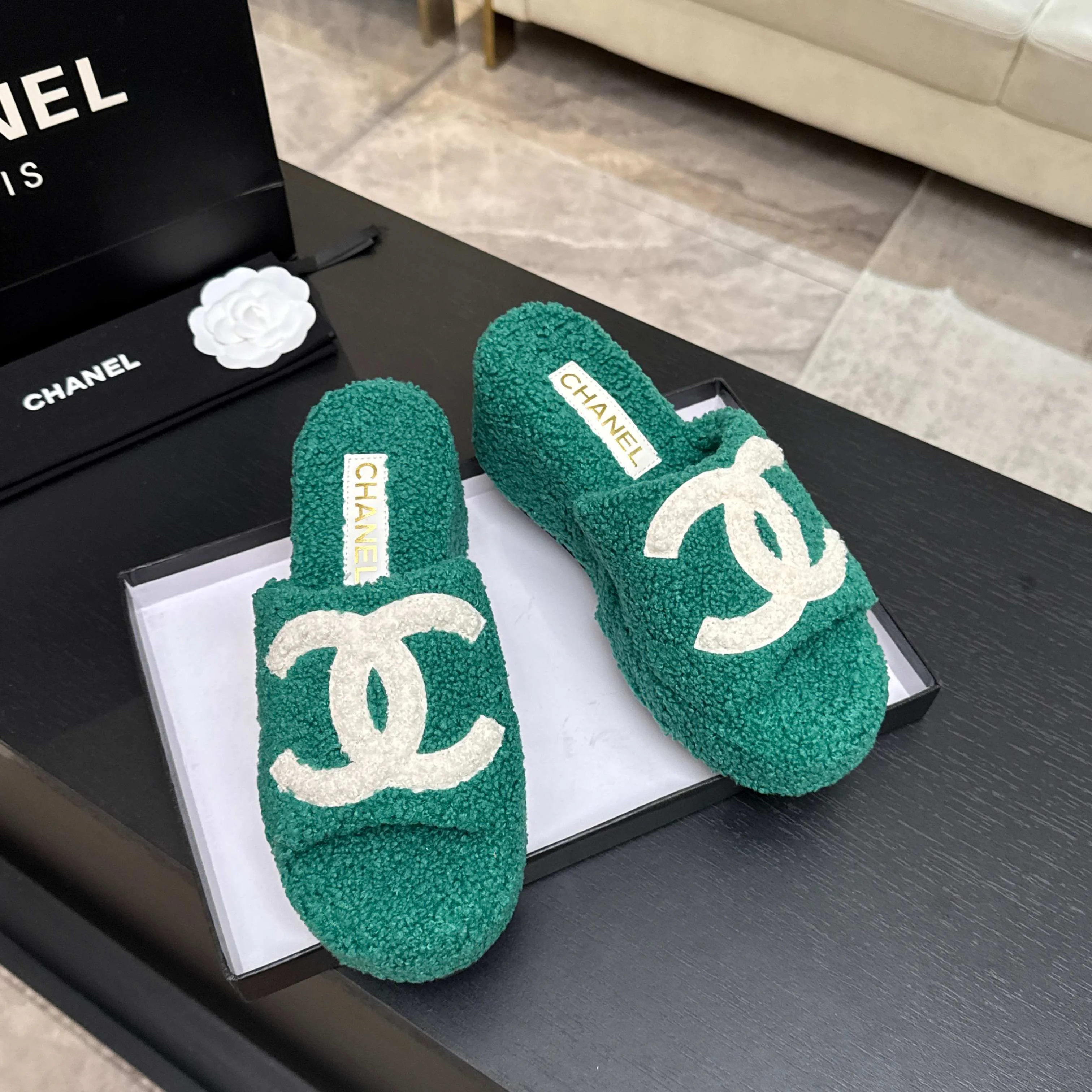 Тапочки Женские Chanel 18501001