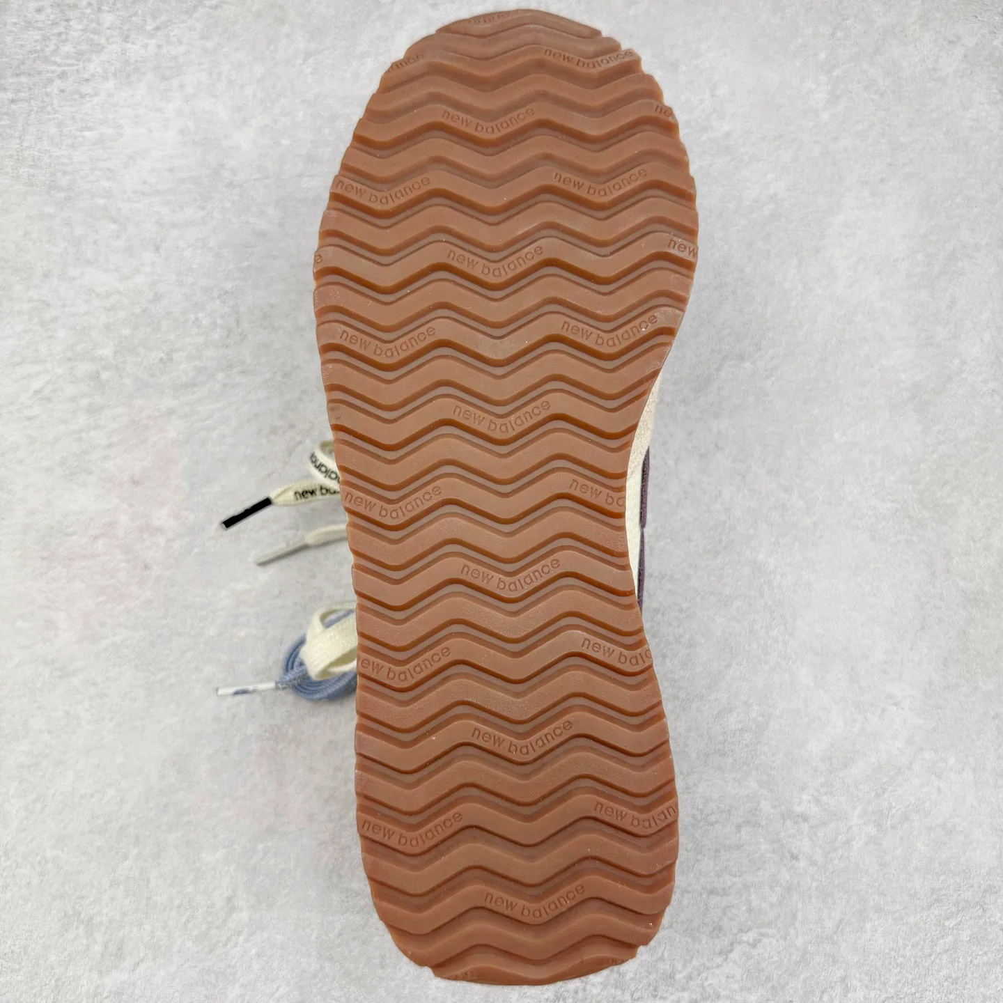 Кроссовки Женские New Balance 12962250