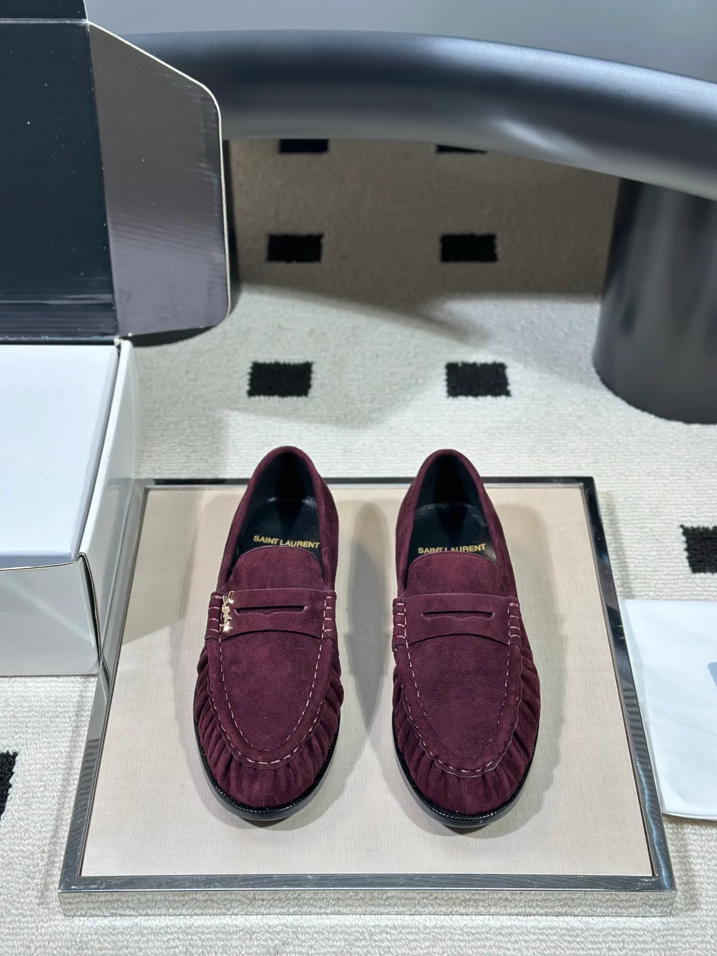 Лоферы И Мокасины Женские Saint Laurent 18041792